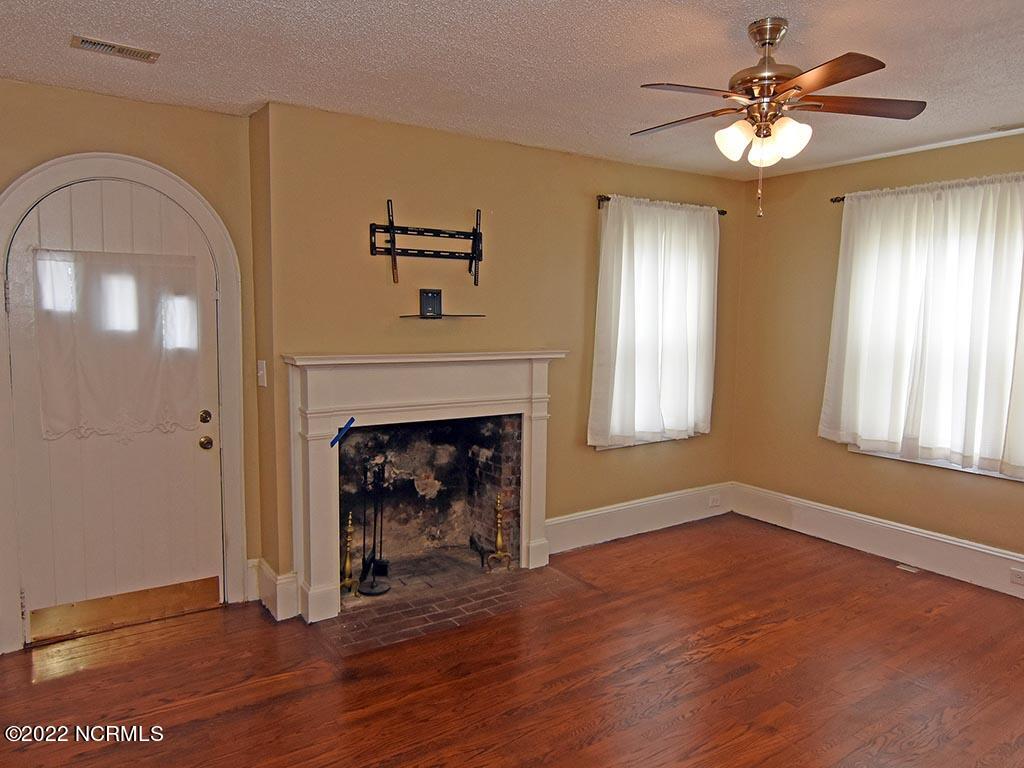 Van Buren main house Family 4