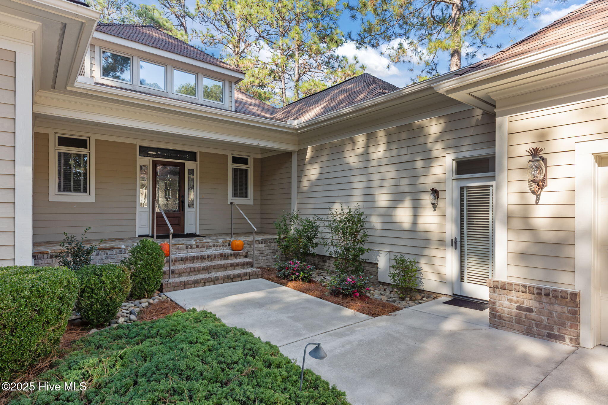 Homes for sale in Pinehurst, NC | 7 Wellington Dr, Pinehurst, NC 28374 | MLS# 100543145