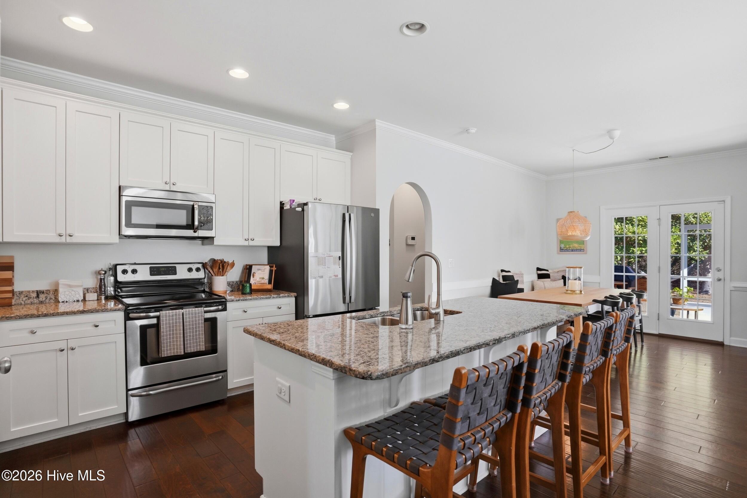 100560631 | Photo 13