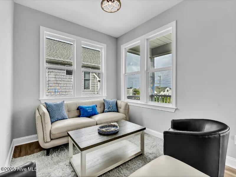 100541216 | Photo 24