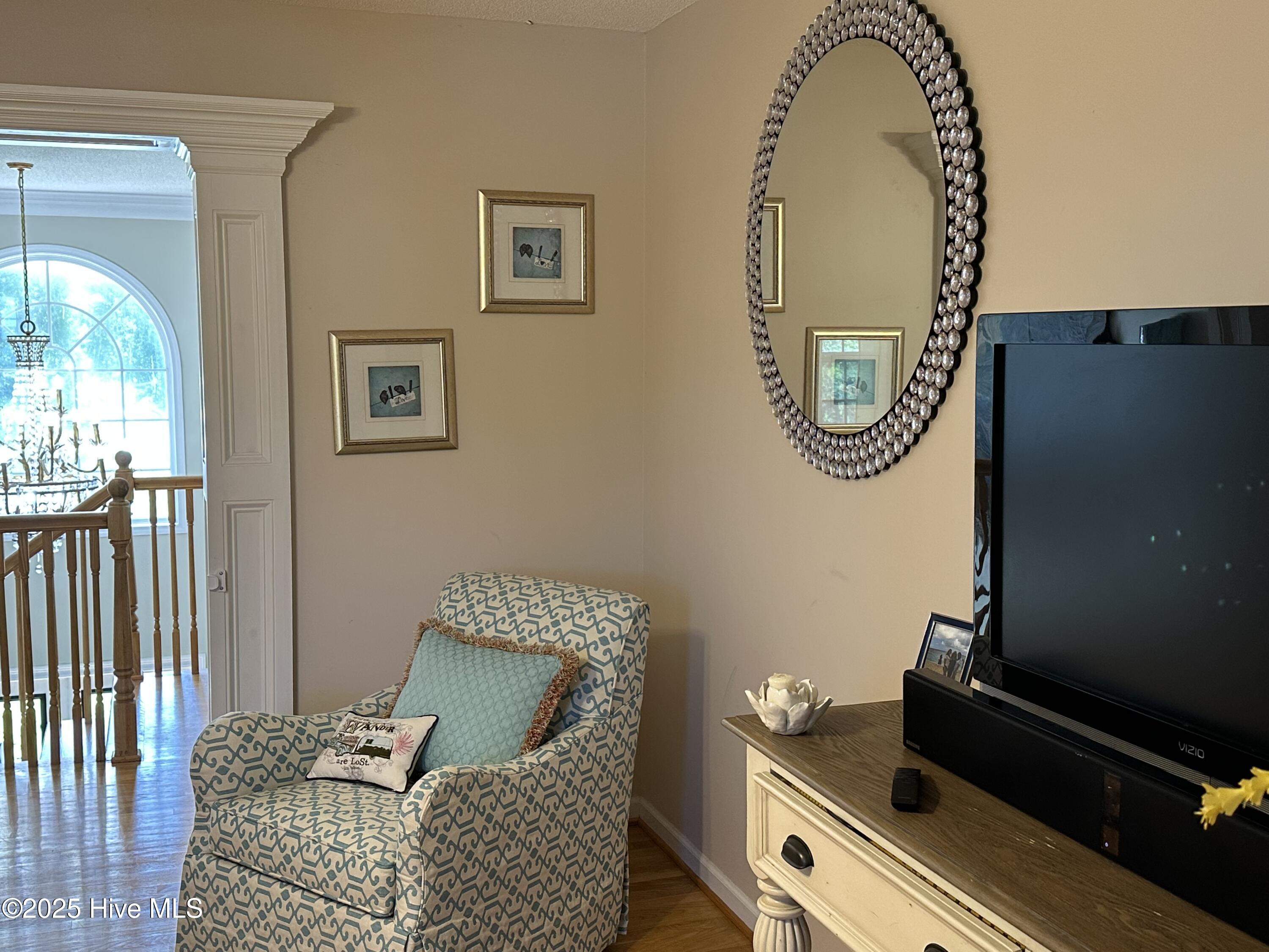 100514130 | Photo 75