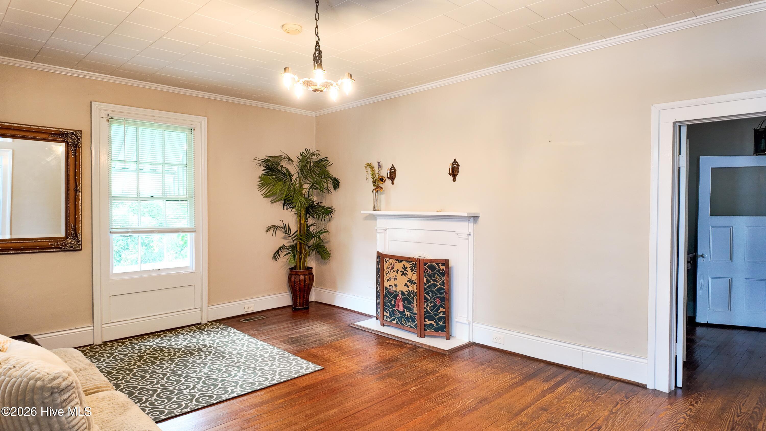 Exterior photo of 204 W Main Street, Clinton, NC 28328. MLS: 100597450