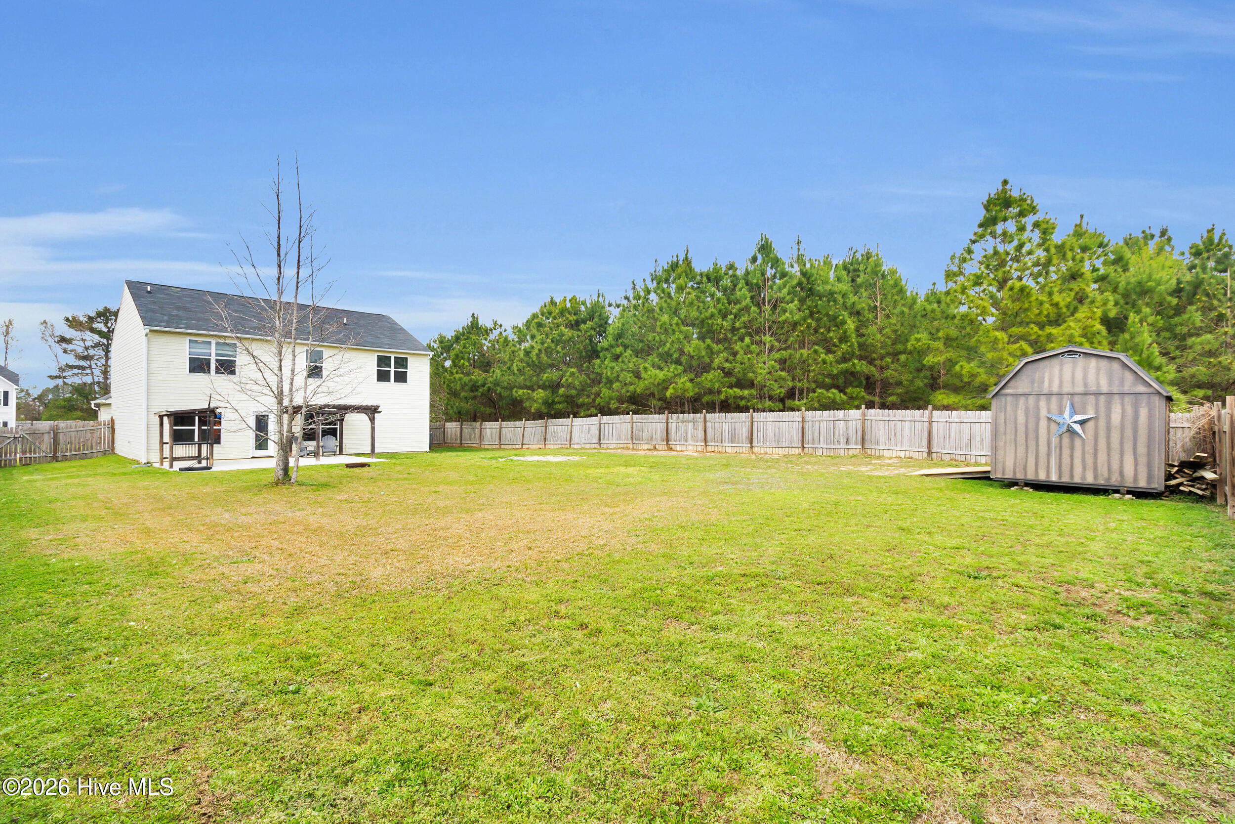 100561296 | Photo 30