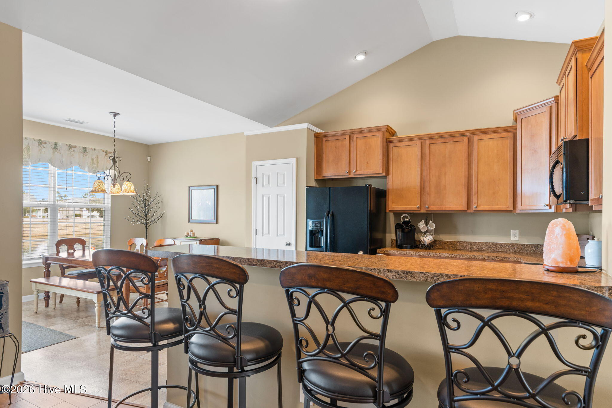 100553647 | Photo 13