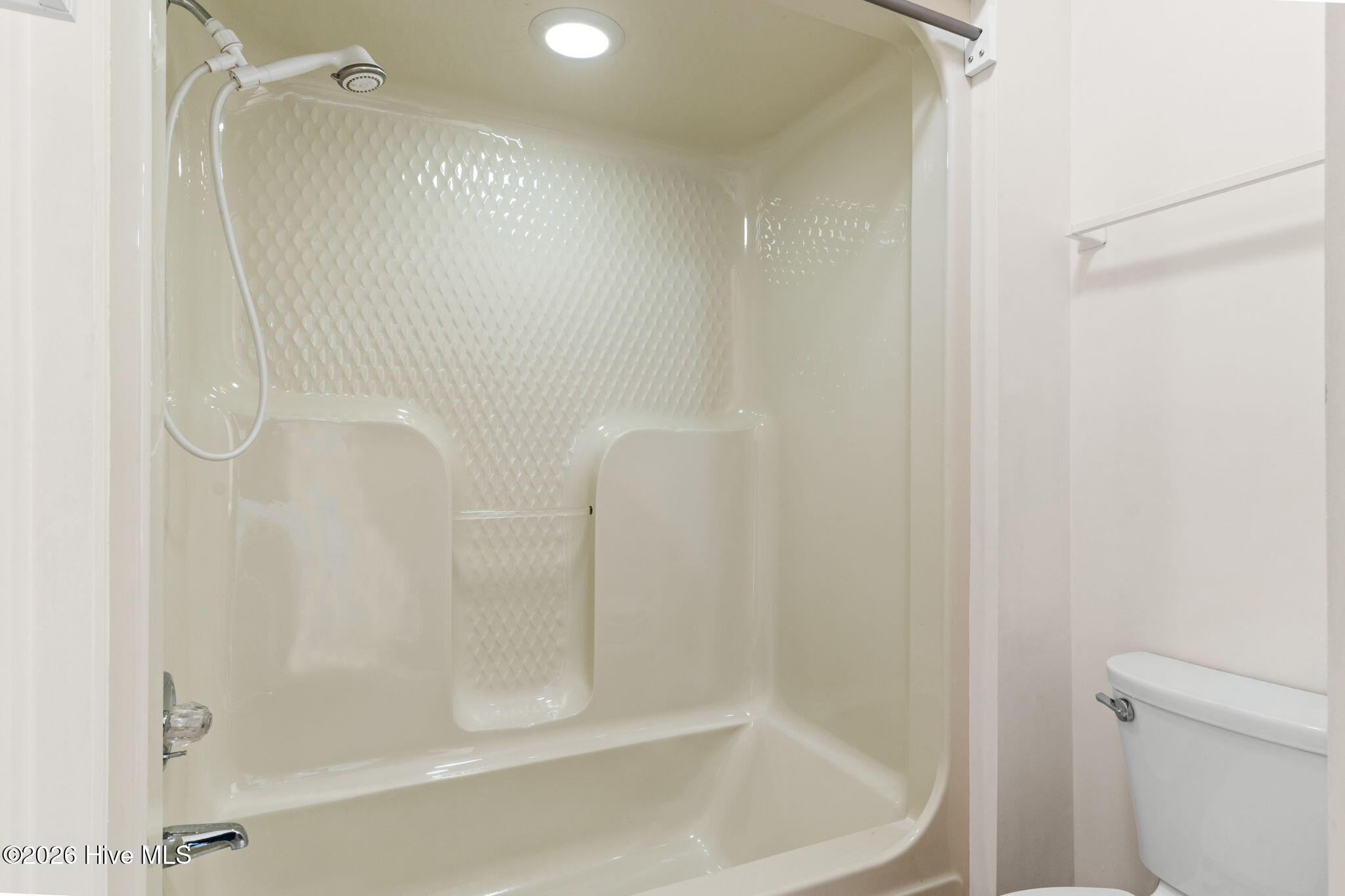 100548556 | Photo 29