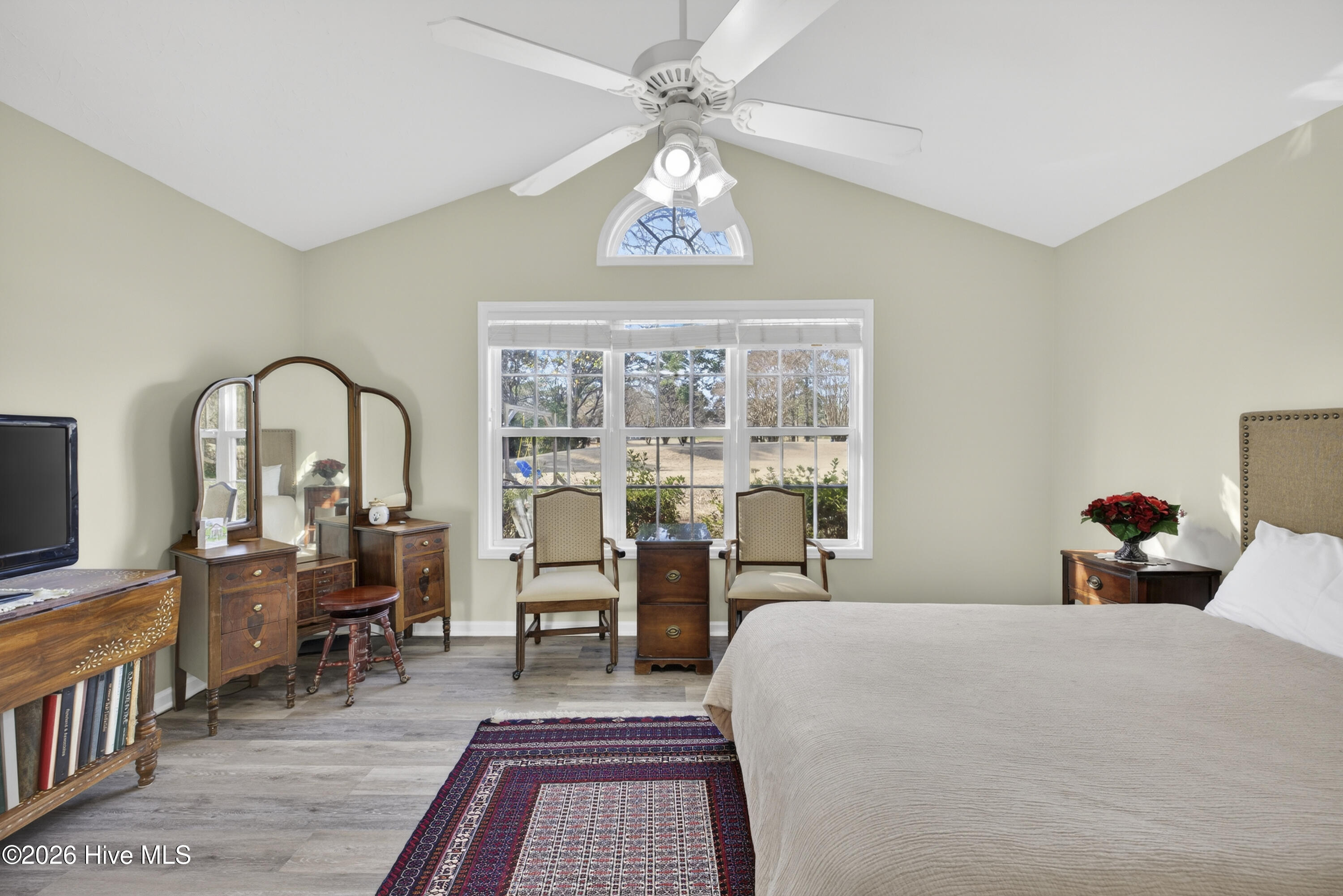 100553252 | Photo 19