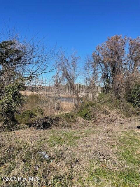 Homes for sale in Wilmington, NC | 1401 Creekfront Dr, Wilmington, NC 28401 | MLS# 100551613