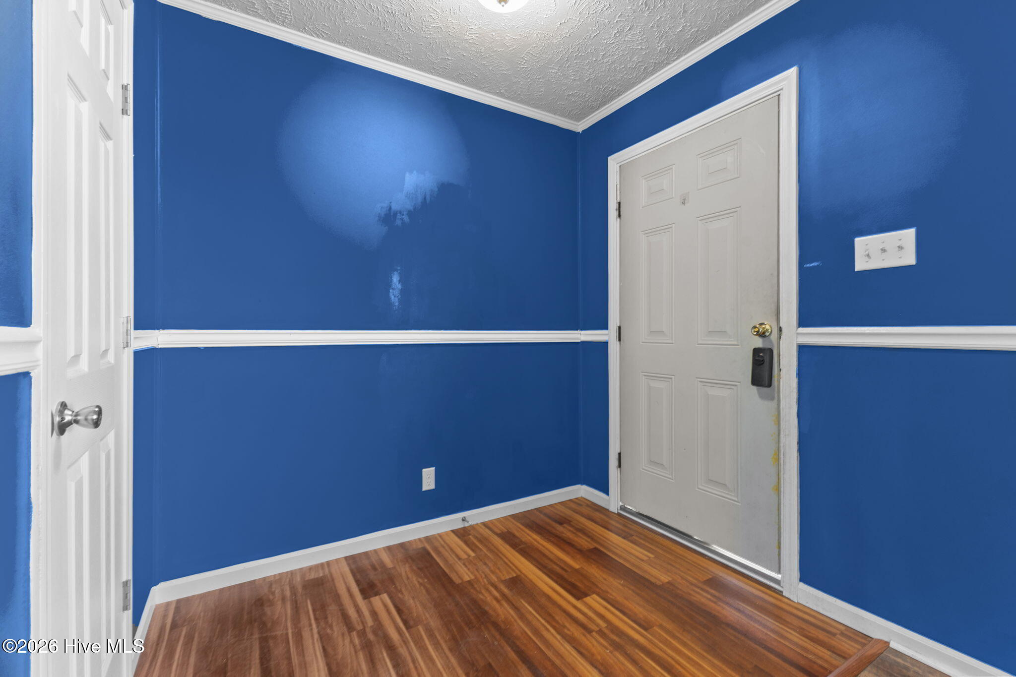 29-web-or-mls-AZ3A2371