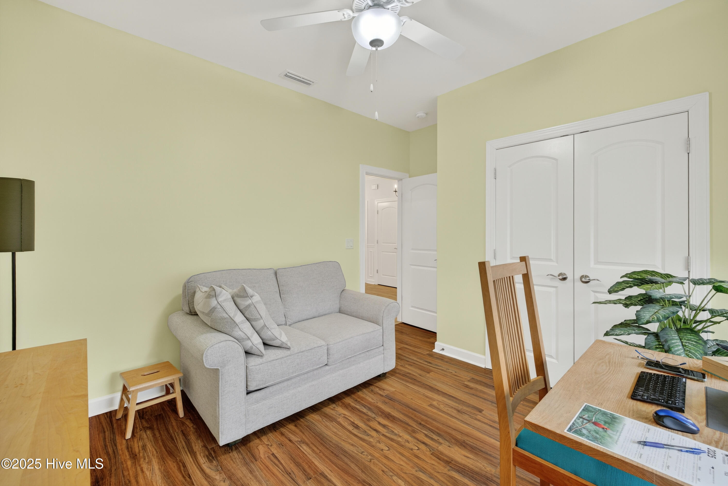 100537739 | Photo 29