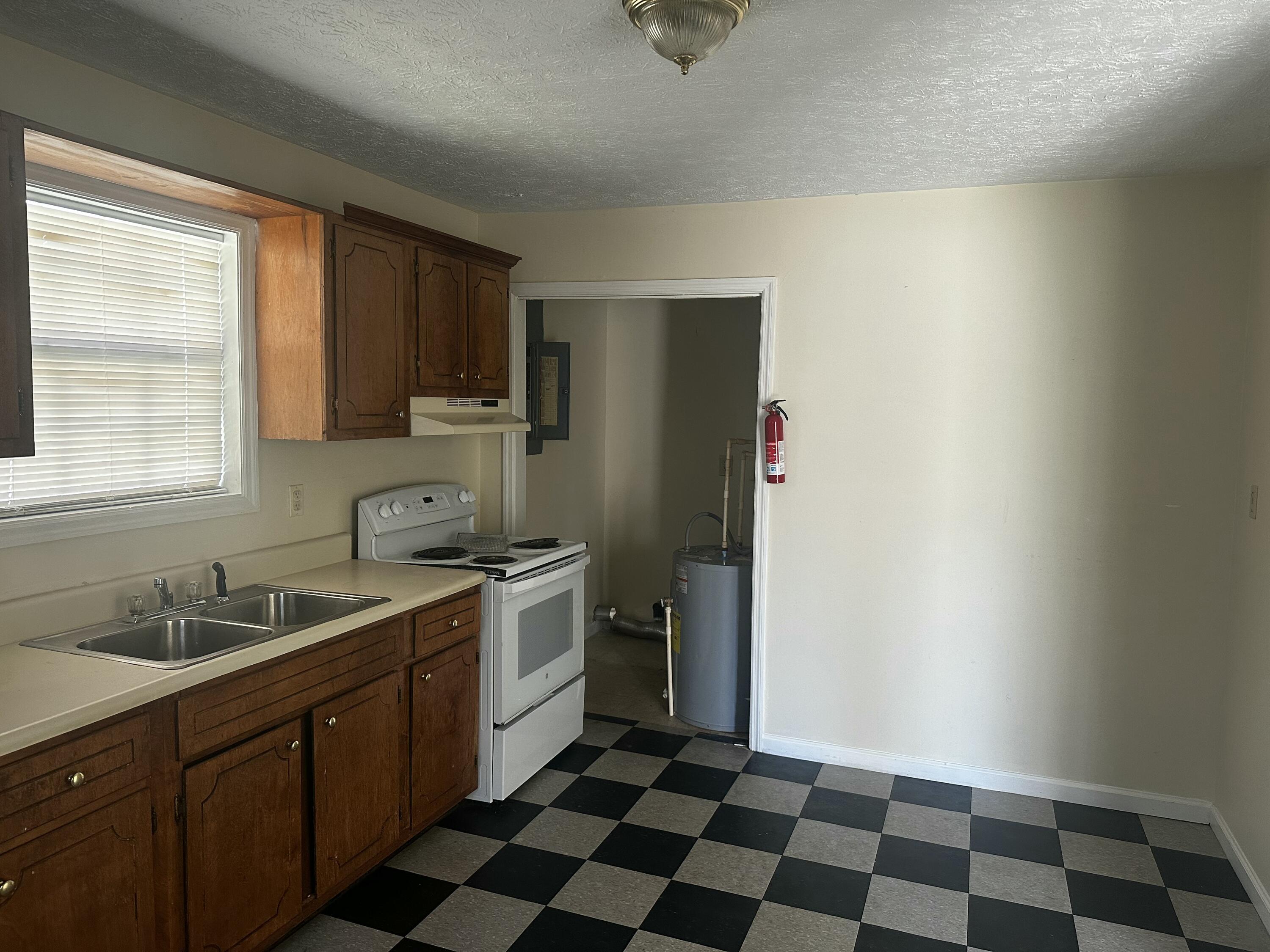 Homes for sale in Thomson, GA | 462 Bussey Ave, Thomson, GA 30824 | MLS# 552435