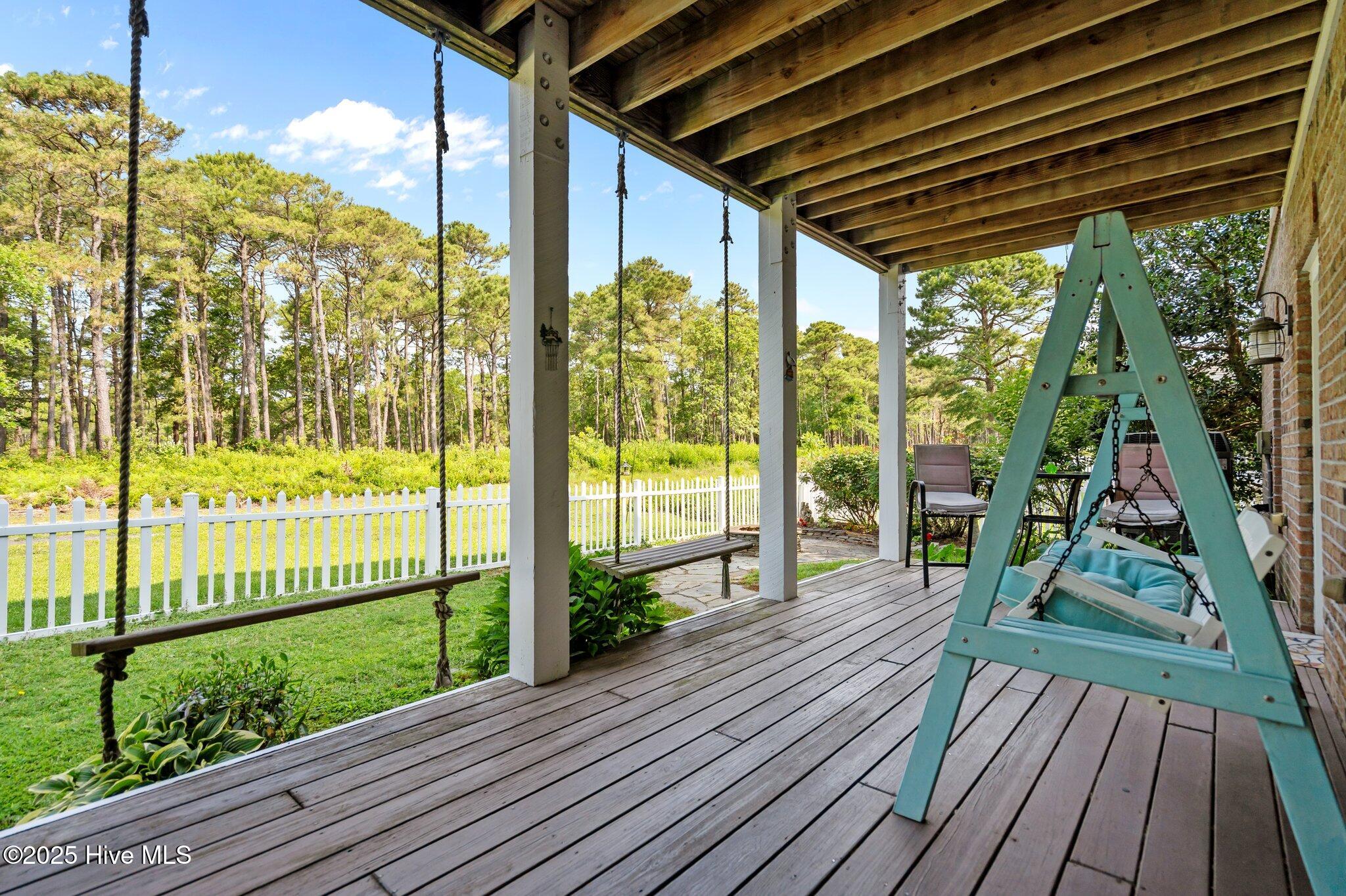 100513091 | Photo 89