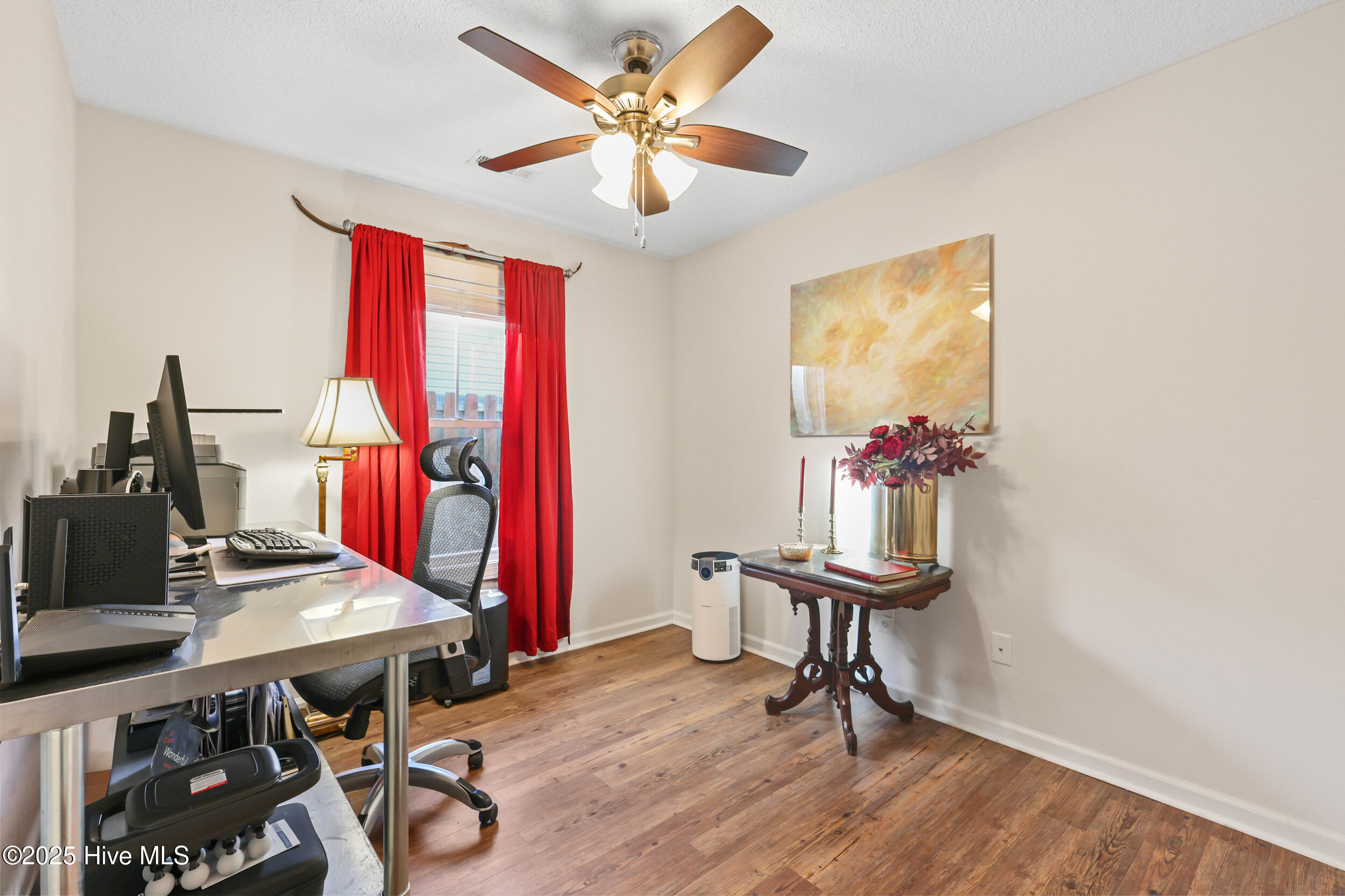 100545258 | Photo 10