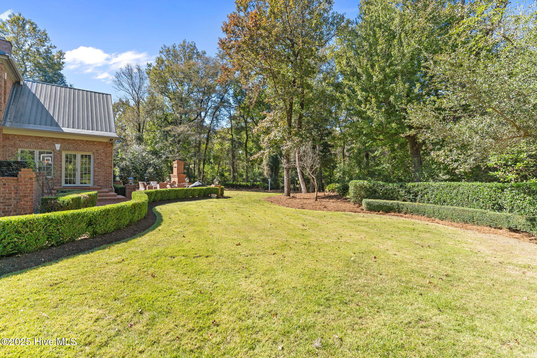 100537269 | Photo 15