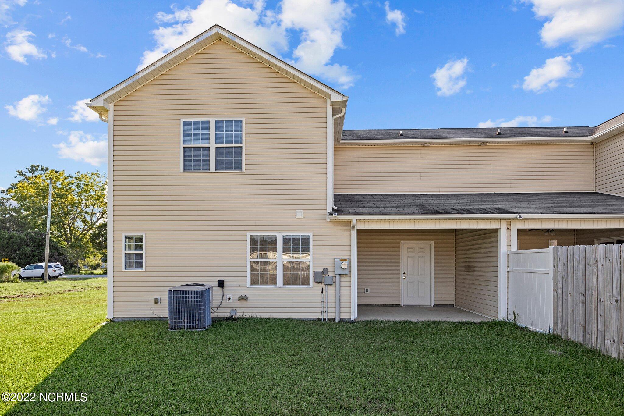 100557503 | Photo 30