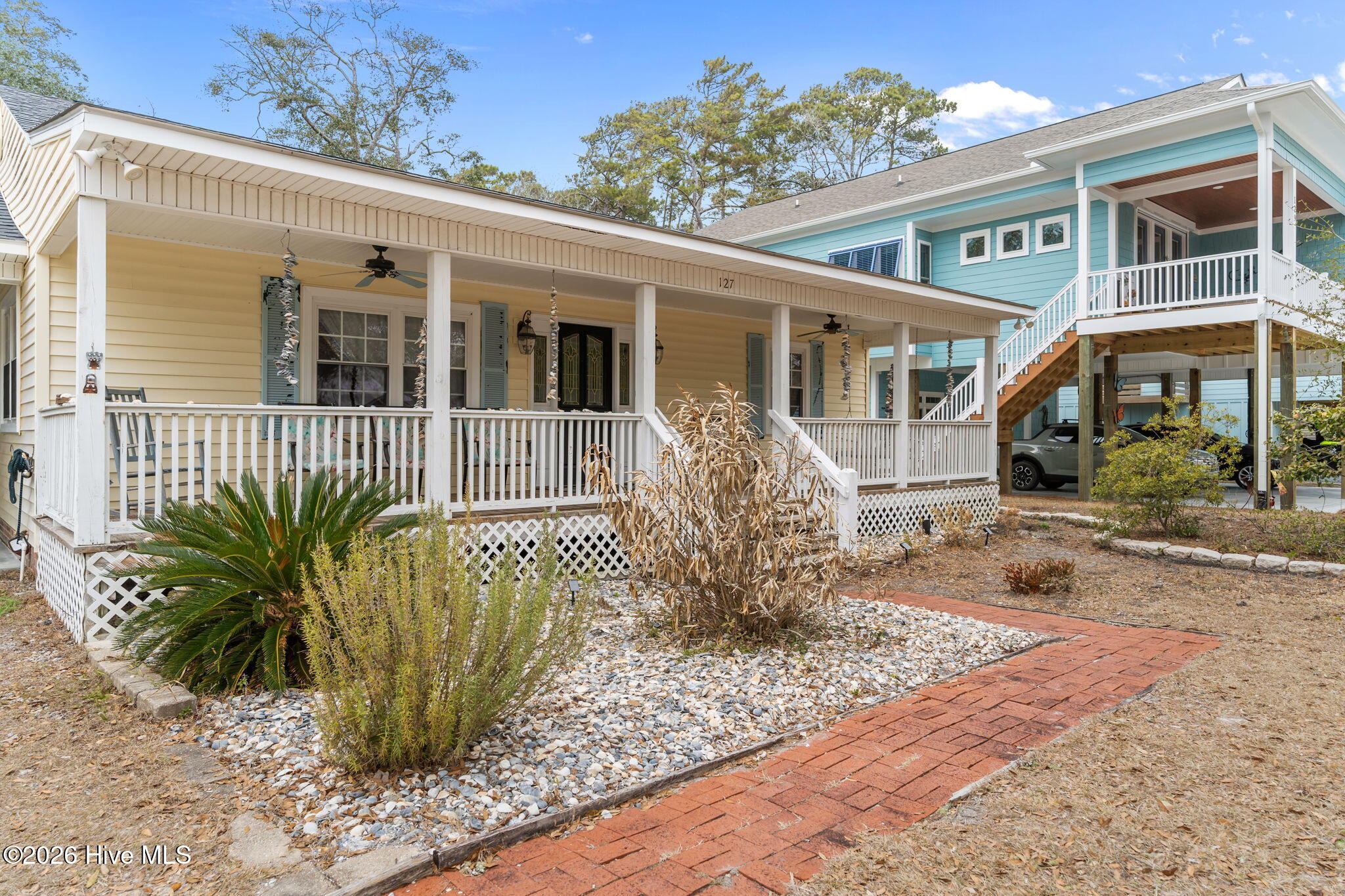 100556876 | Photo 43