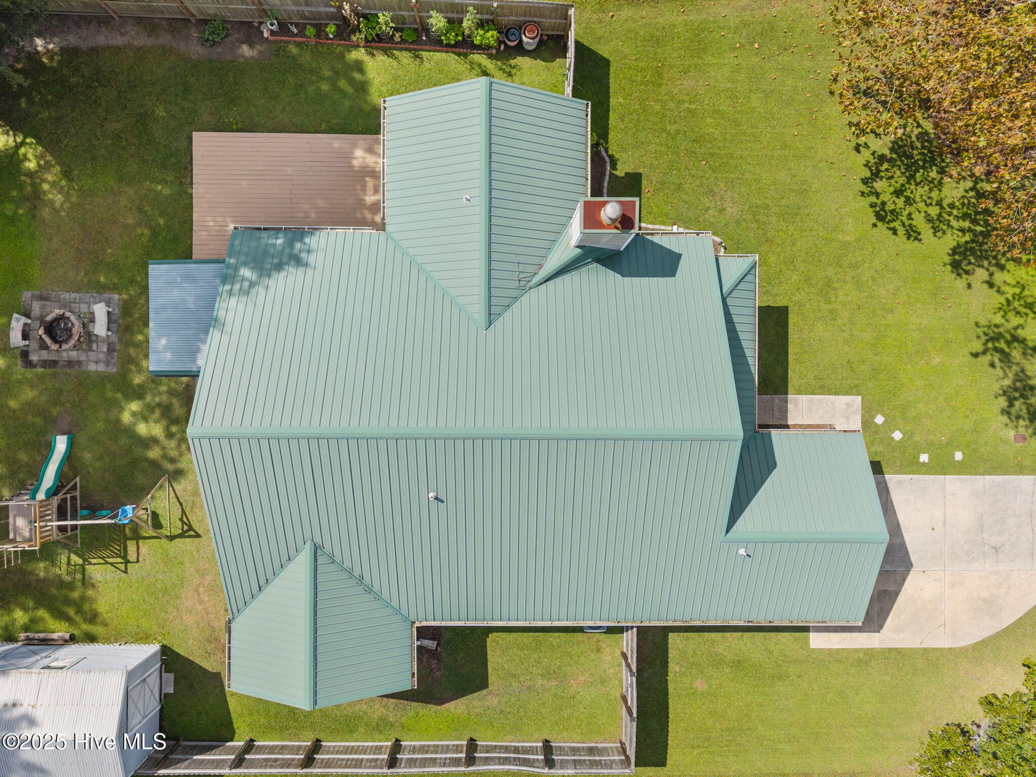 100545928 | Photo 42