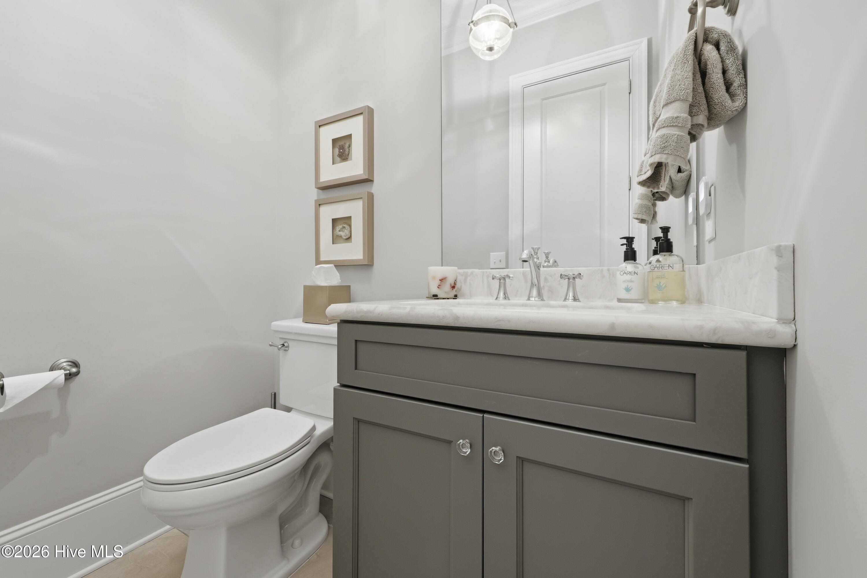 100560697 | Photo 44