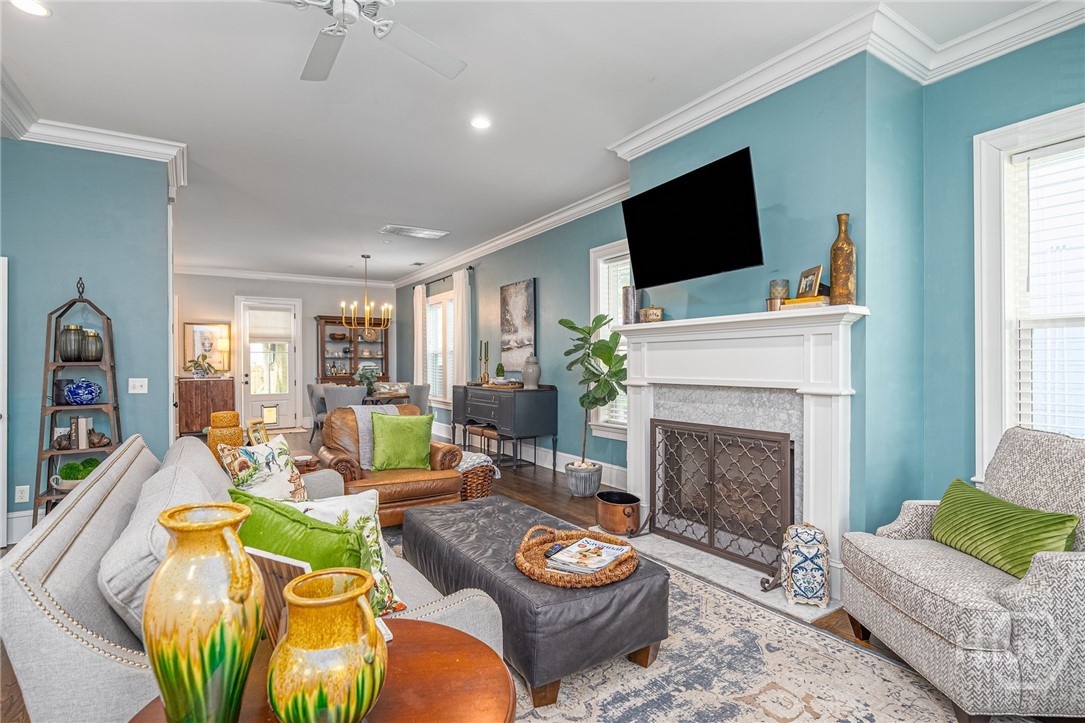 1st Floor - Open Floor Plan