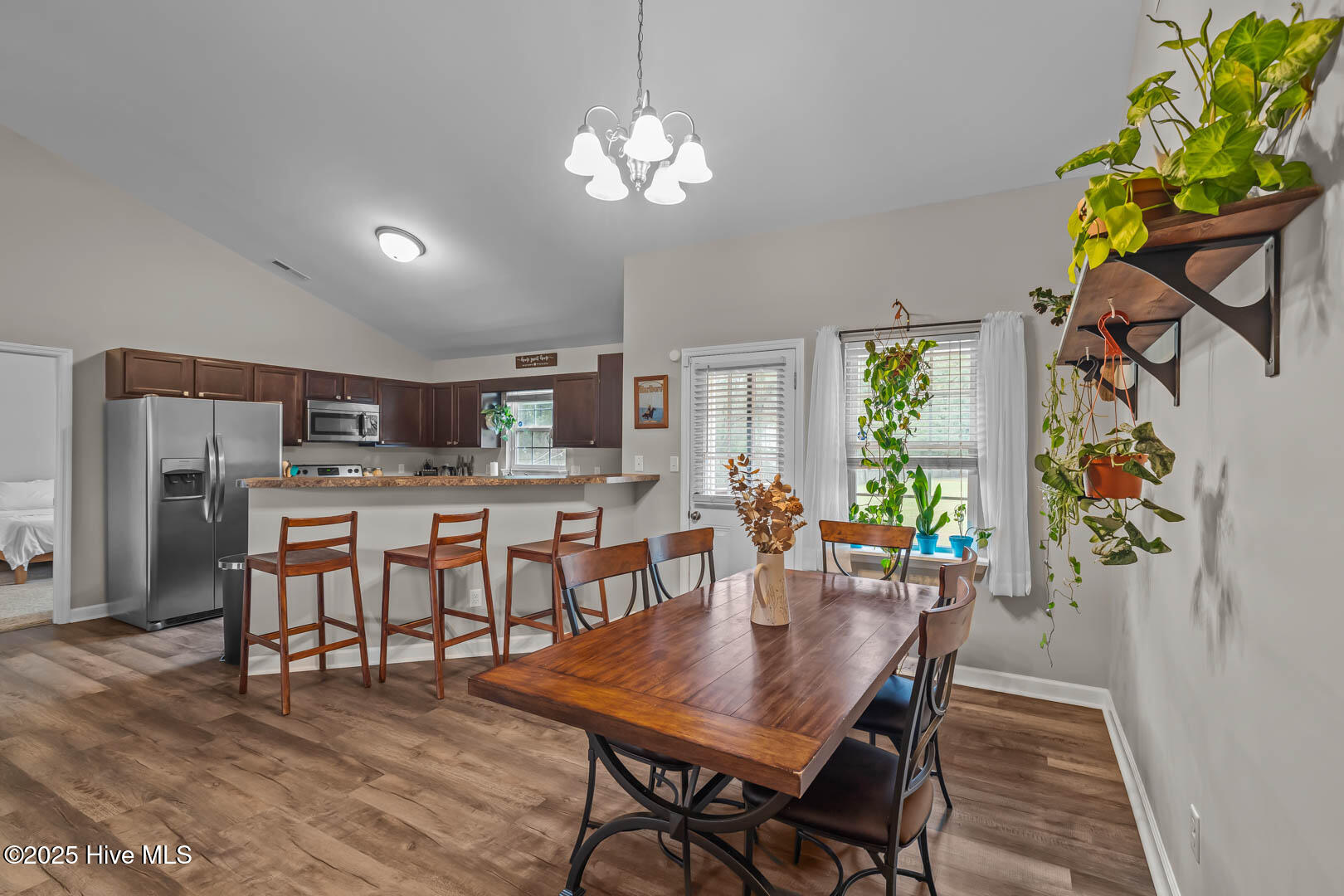 100540006 | Photo 21