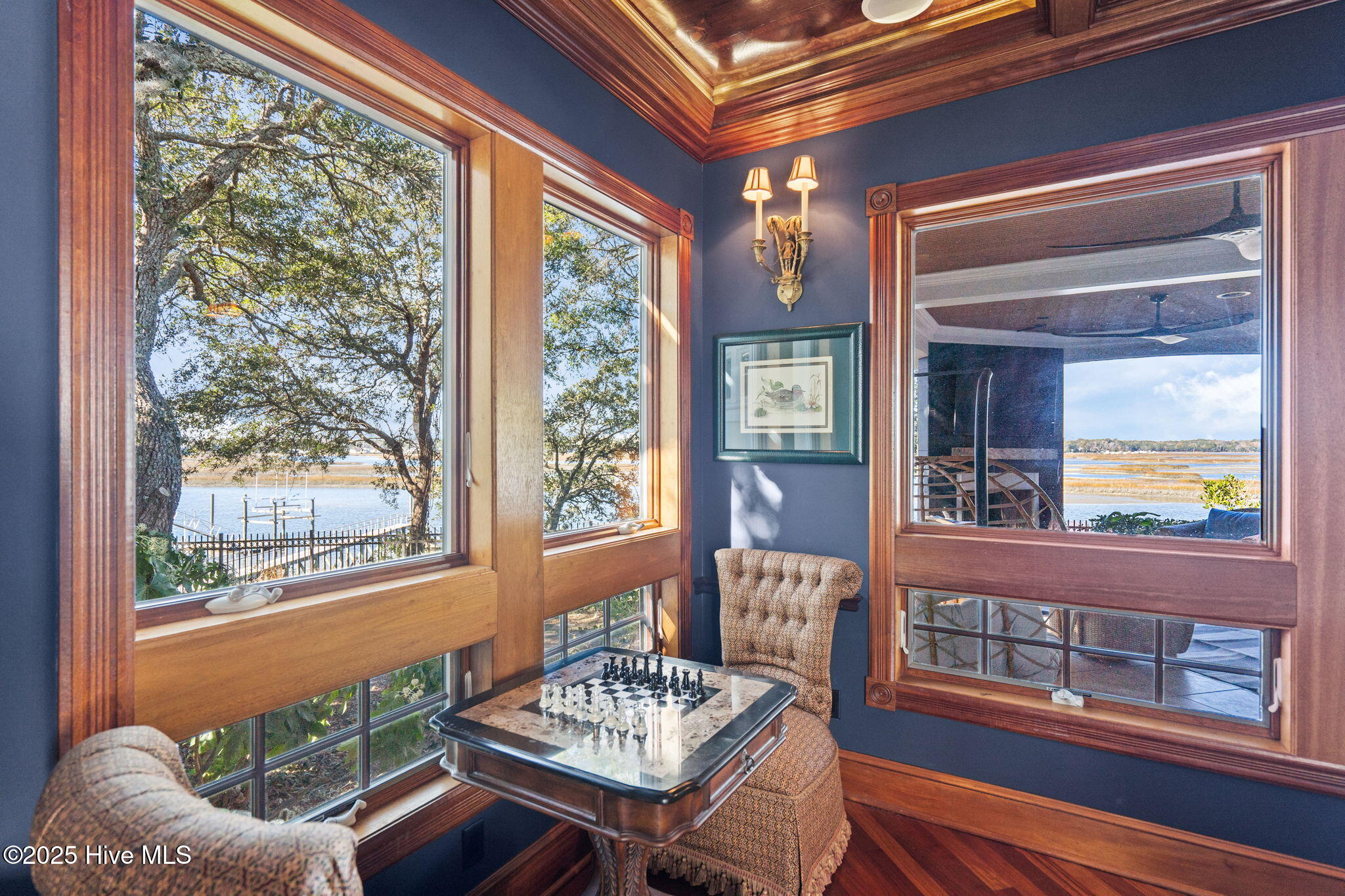 100547936 | Photo 49