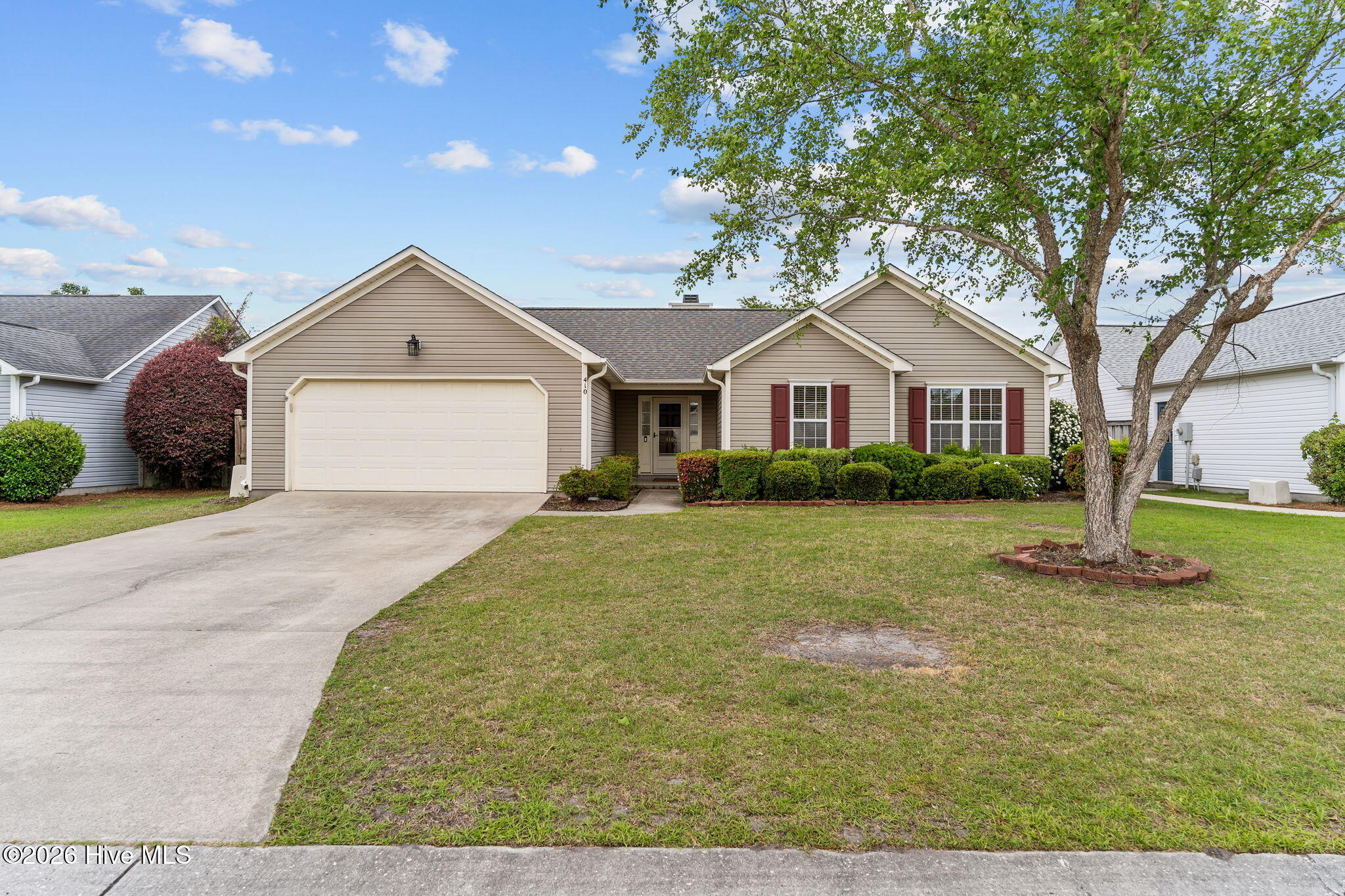 100569339 | Photo 43