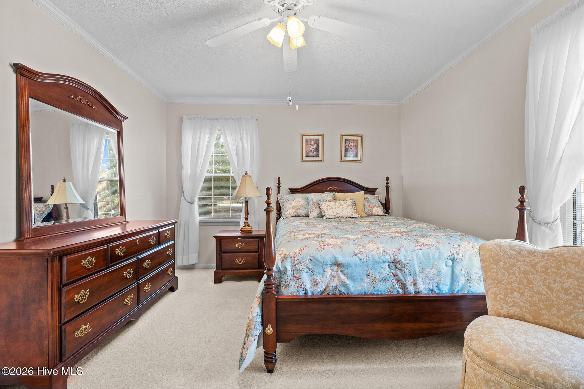 100554530 | Photo 26