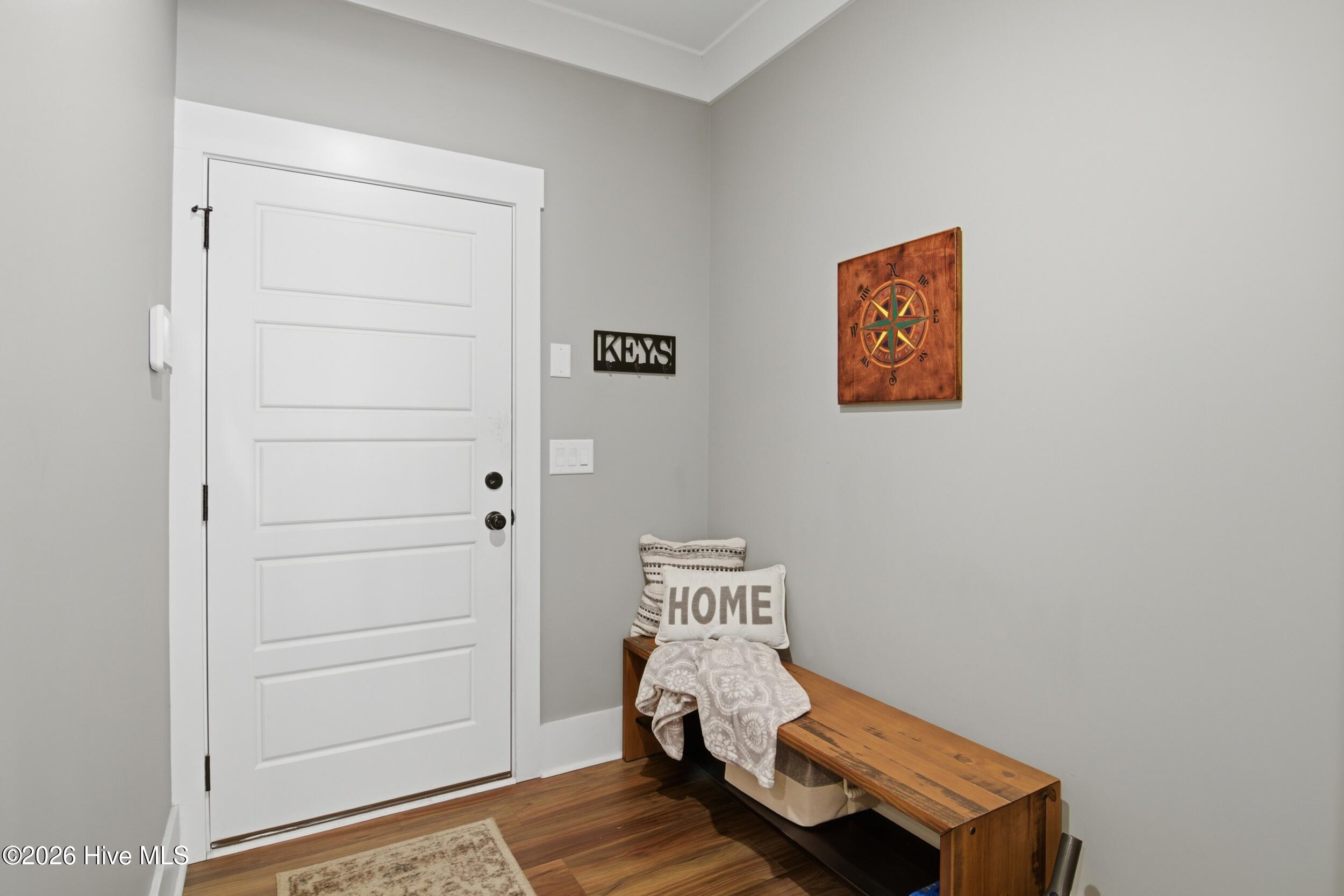 100551617 | Photo 34