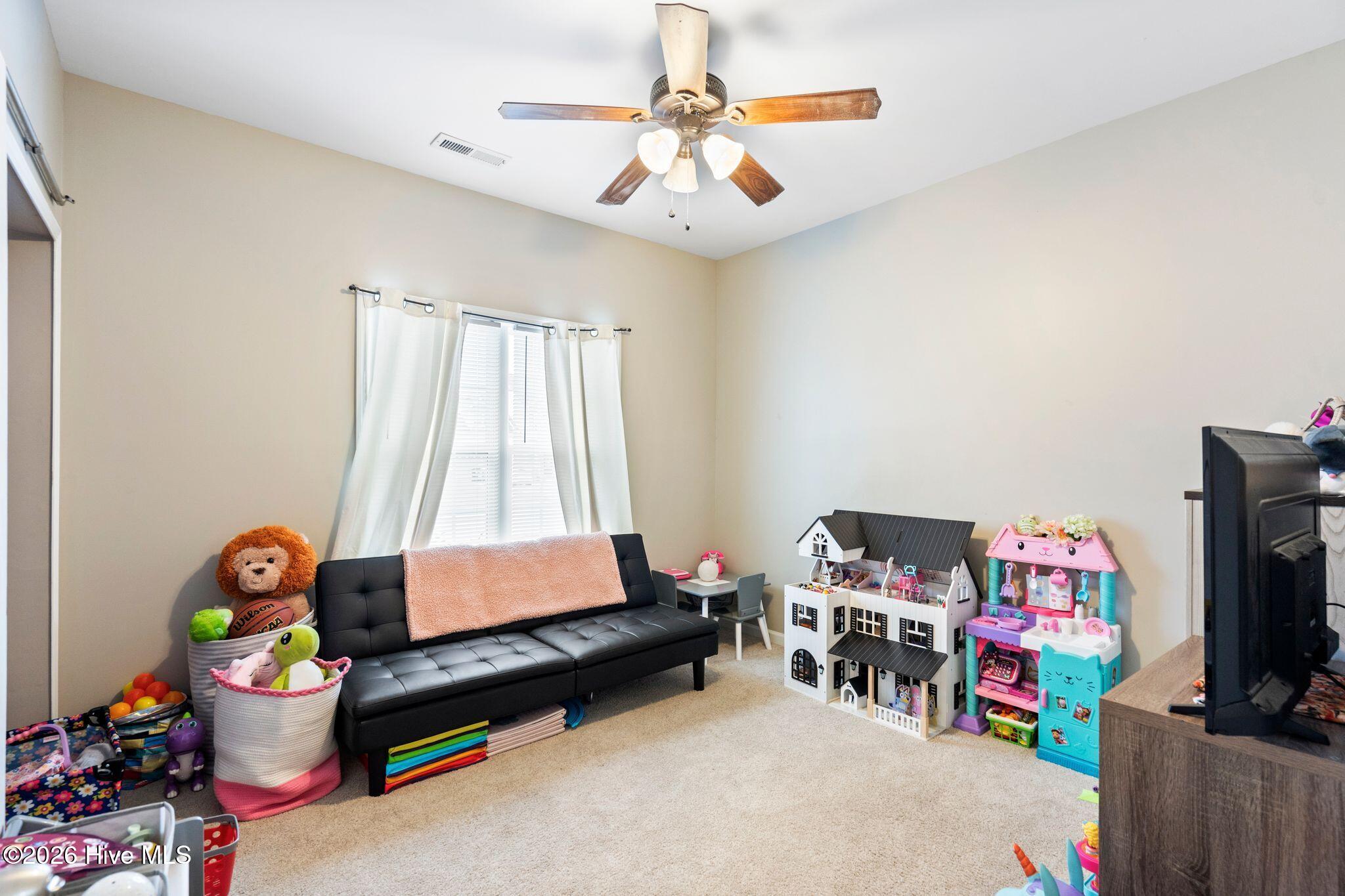 100553781 | Photo 17