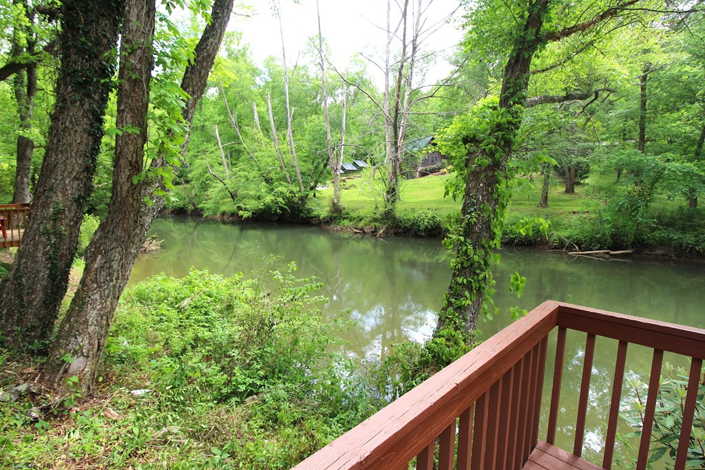 Photo 2 of Single family home for sale at 130 Ivy Ln, Murphy, NC 28906 | MLS# 98544123 | Listing updated on 2026-09-02