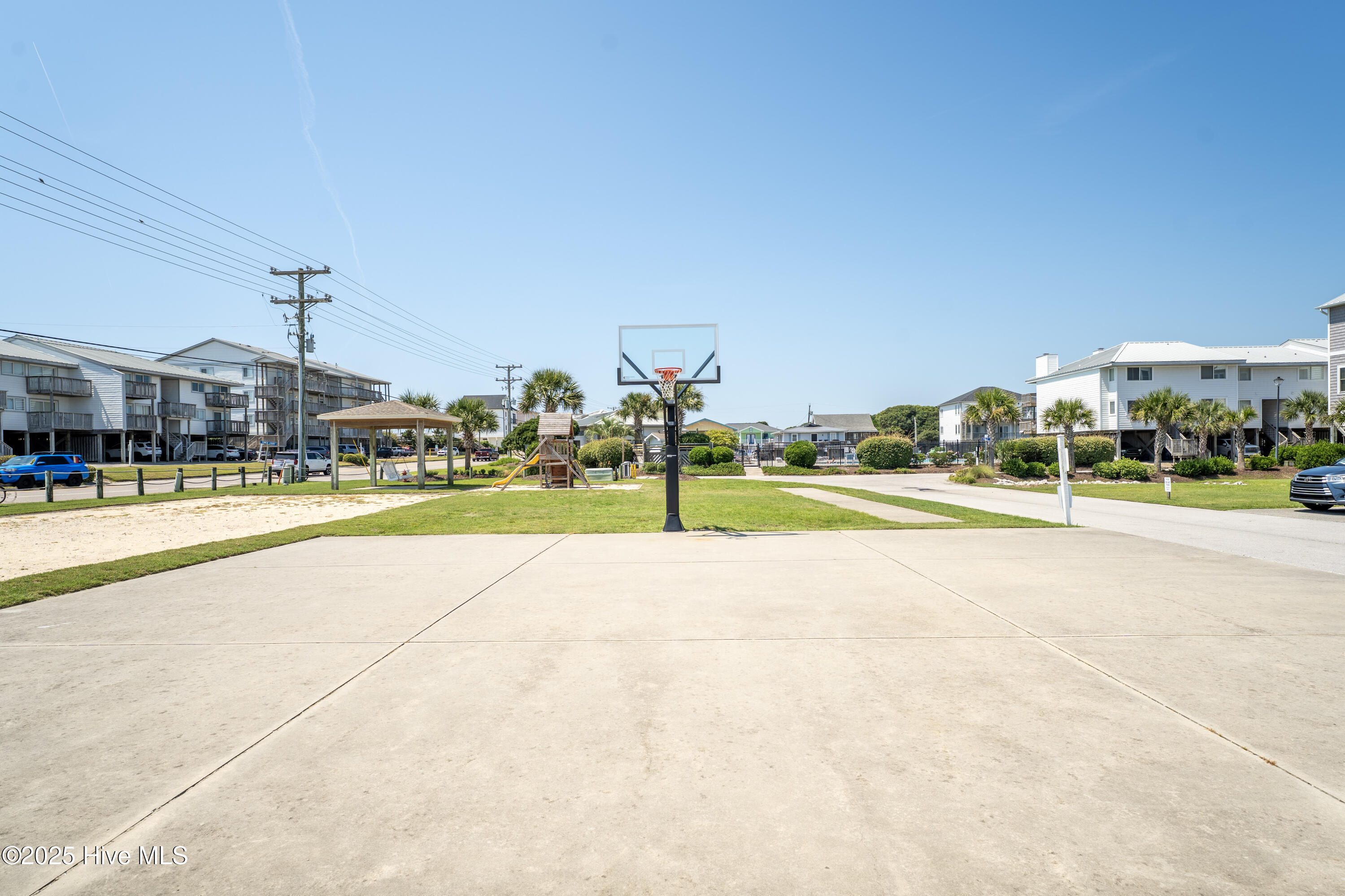 100522807 | Photo 55