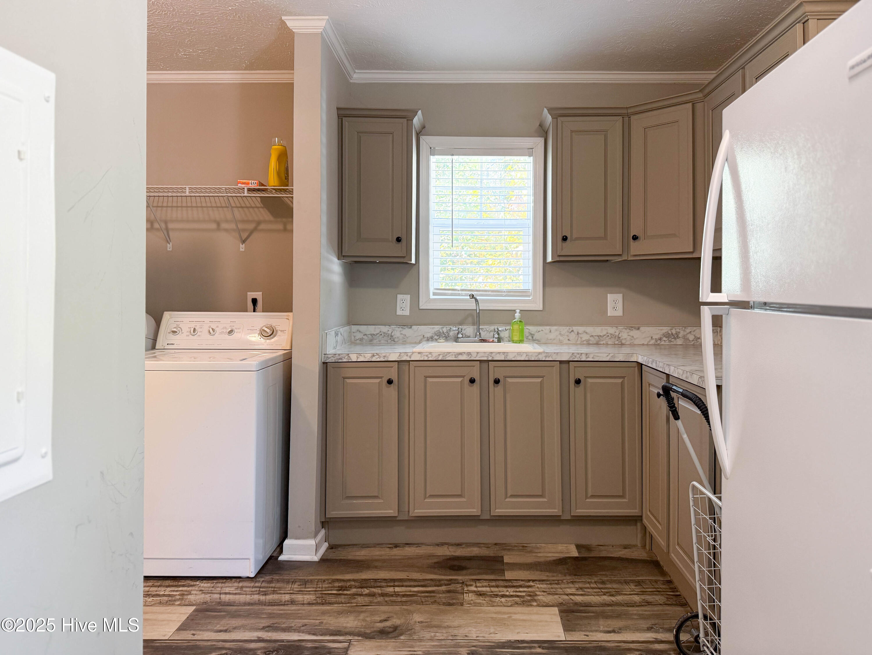 100540094 | Photo 10