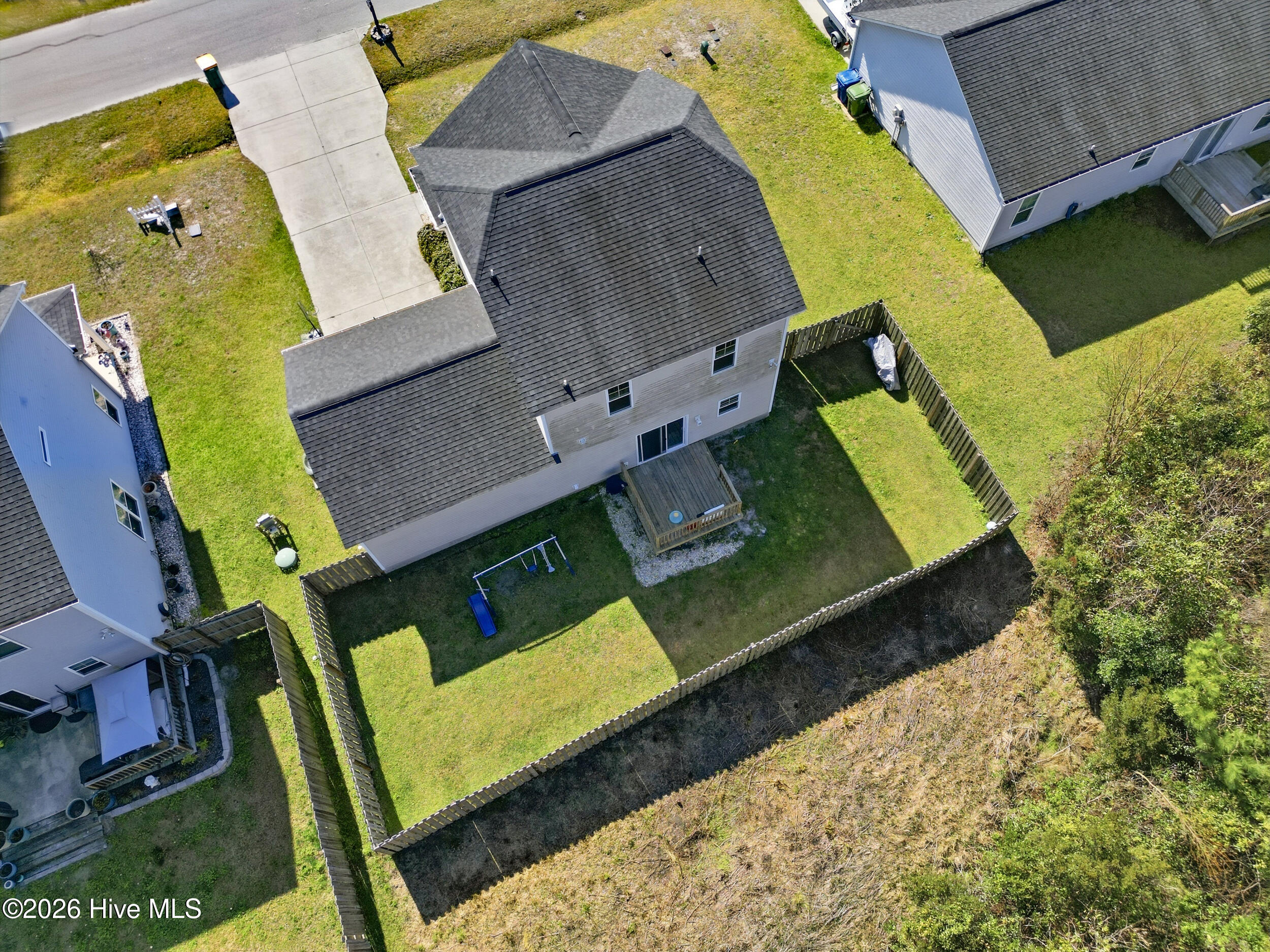 100562917 | Photo 48