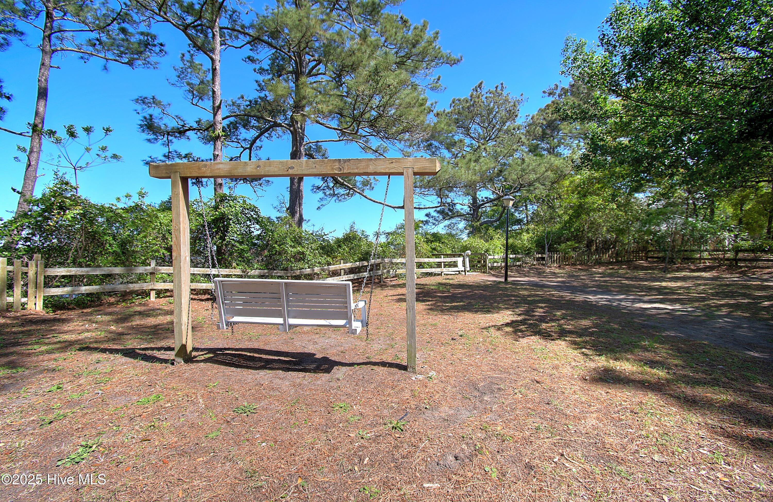 100496339 | Photo 11