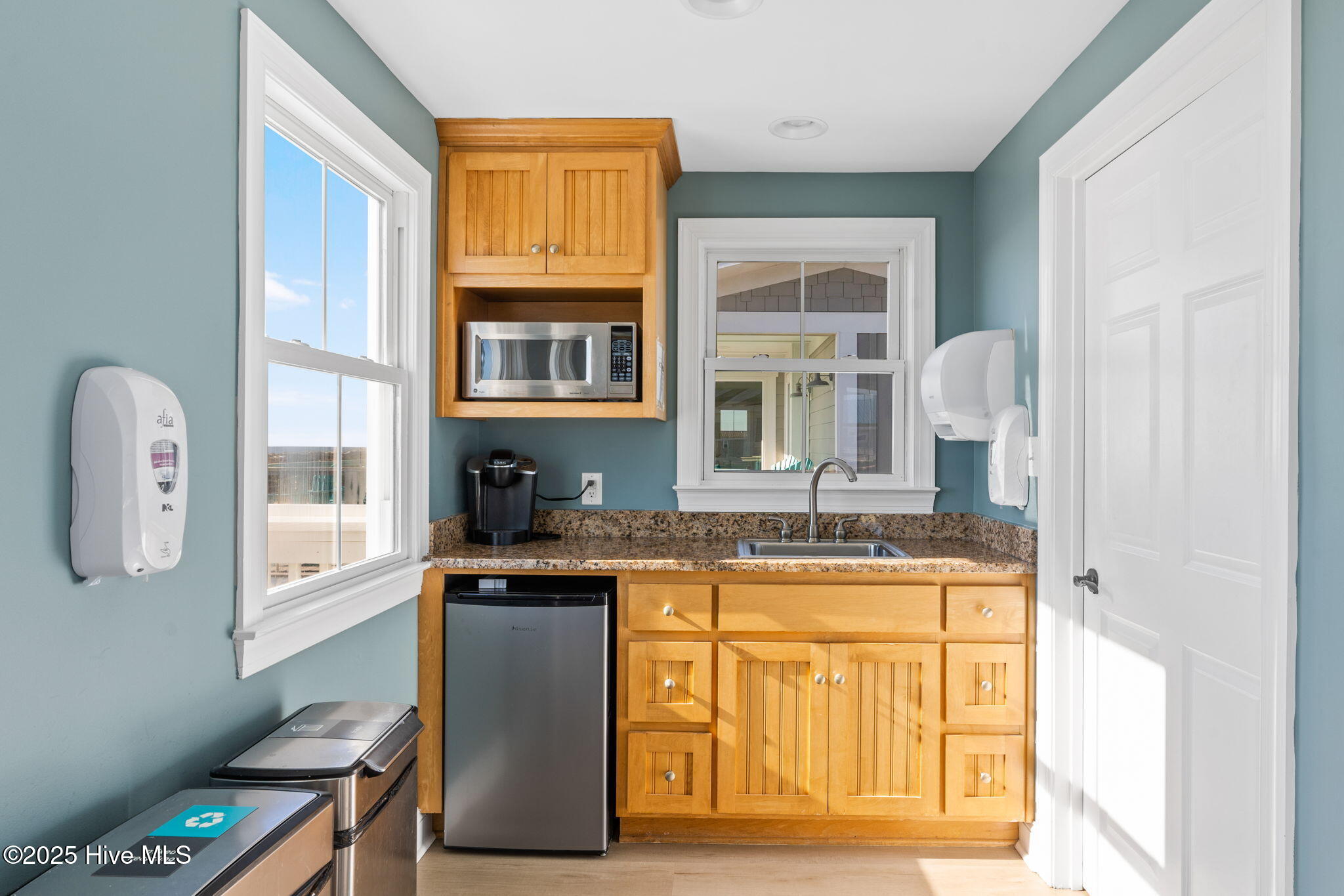 100511658 | Photo 51