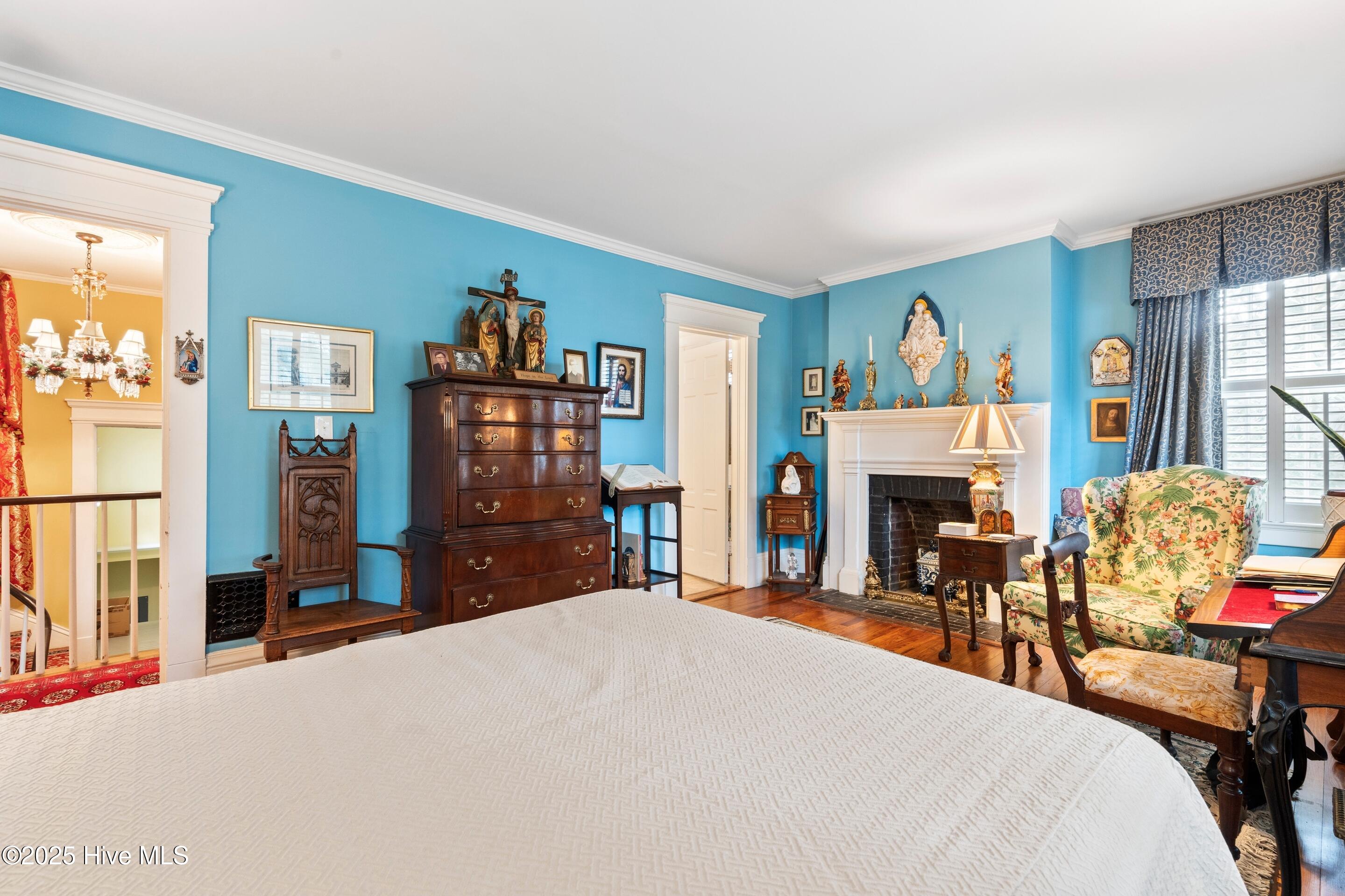 100553658 | Photo 43