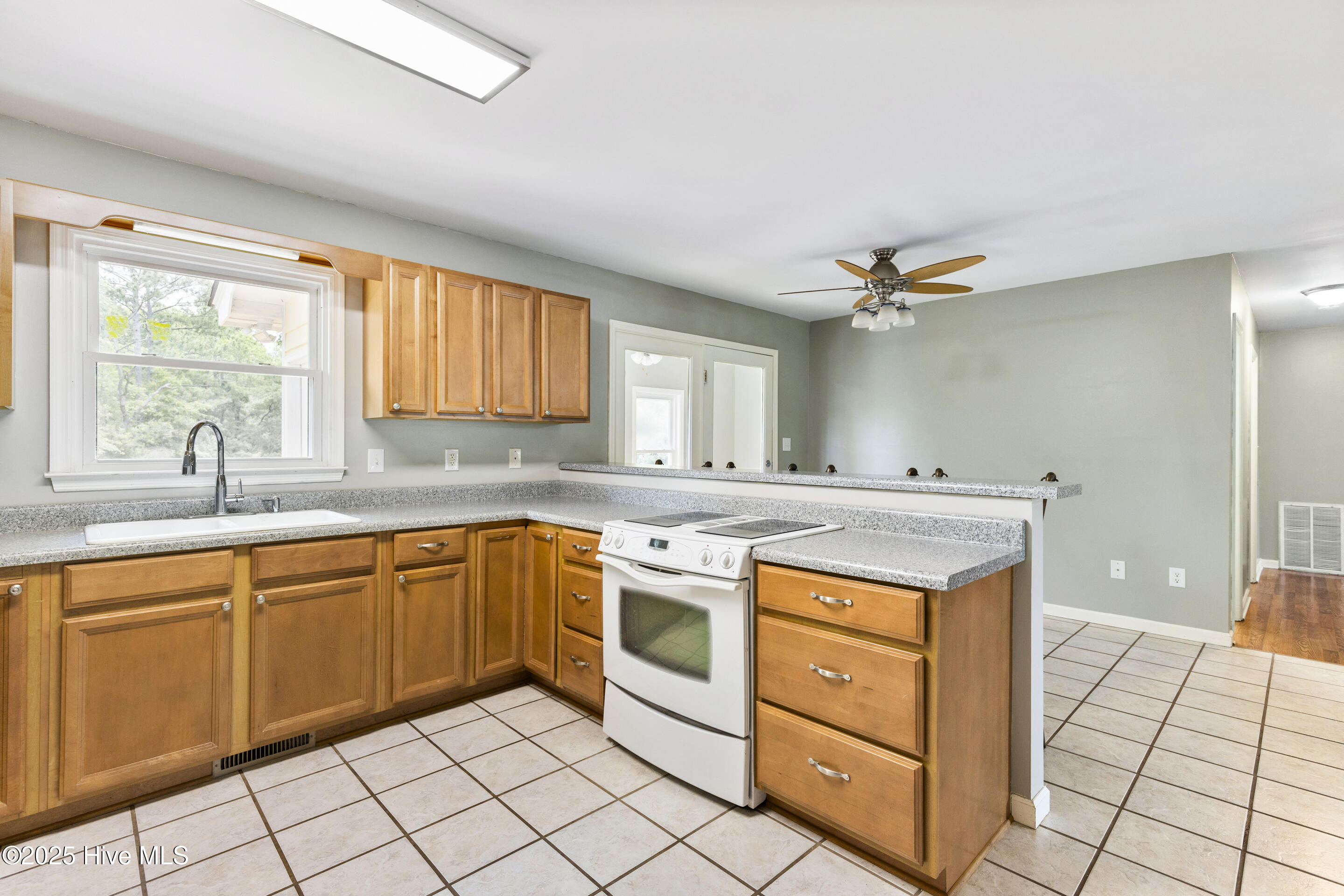5003 Robert Ruark Drive SE, Southport, NC 28461 – photo 19: 5003 Robert Ruark Drive, Southport, N.C.