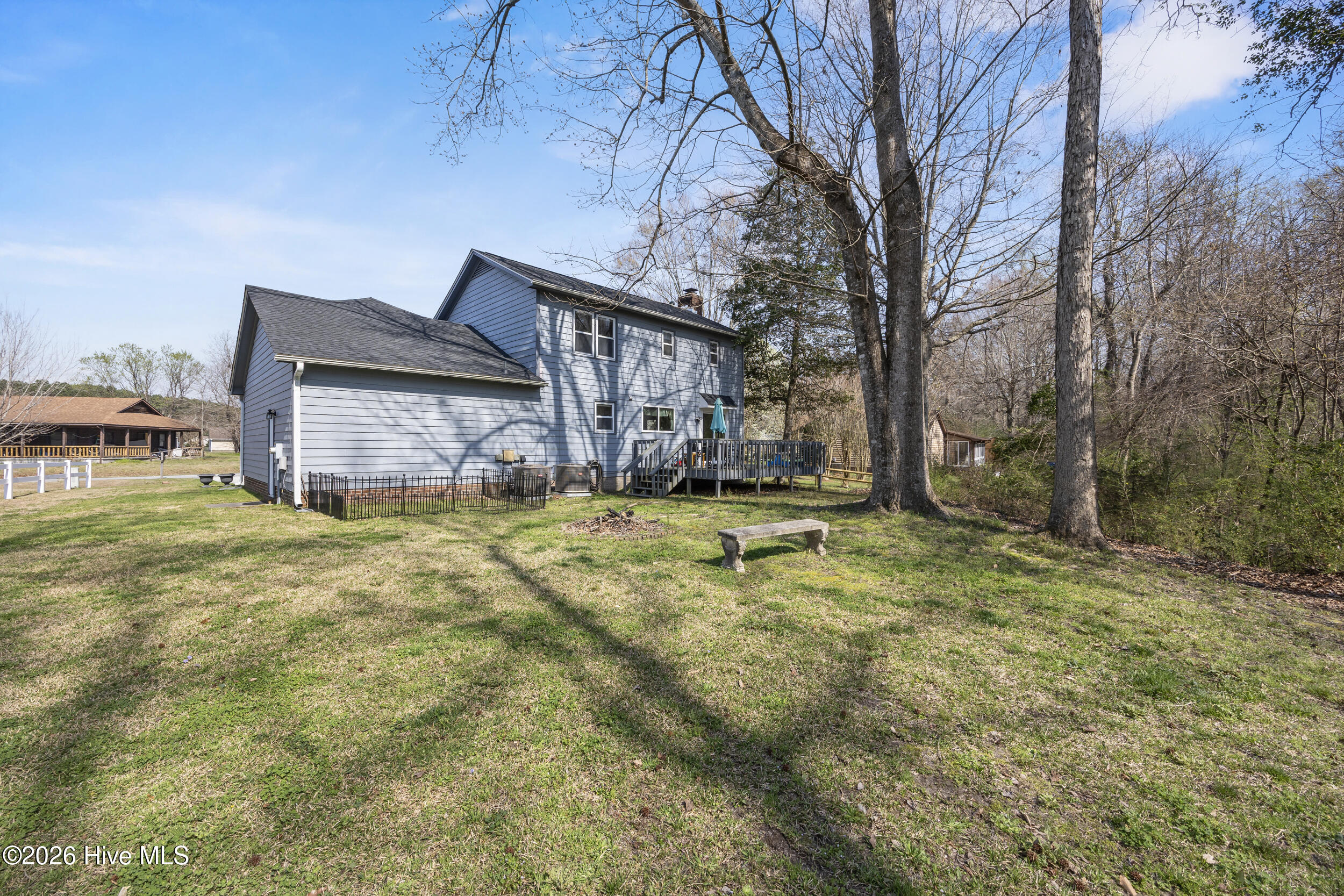 100560649 | Photo 37