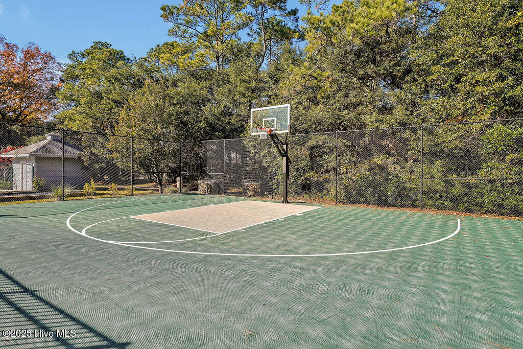 100547800 | Photo 41