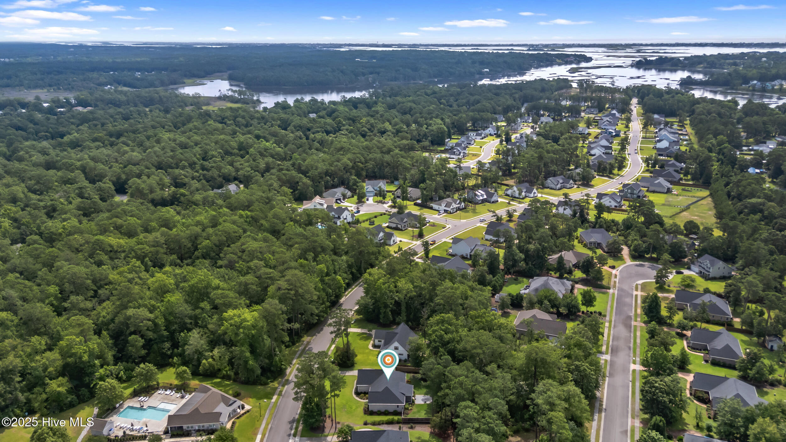 100518241 | Photo 45