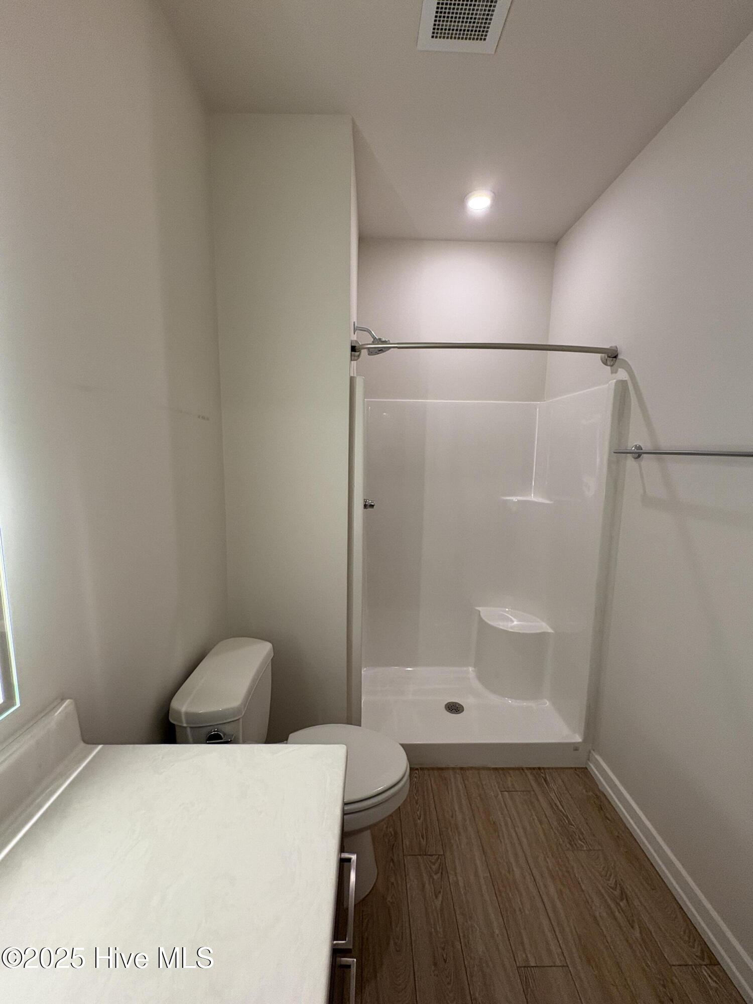 100534722 | Photo 10