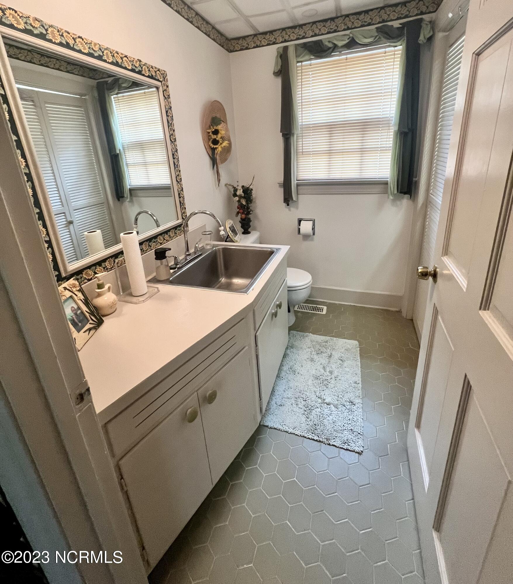 389 Northwoods Country Road