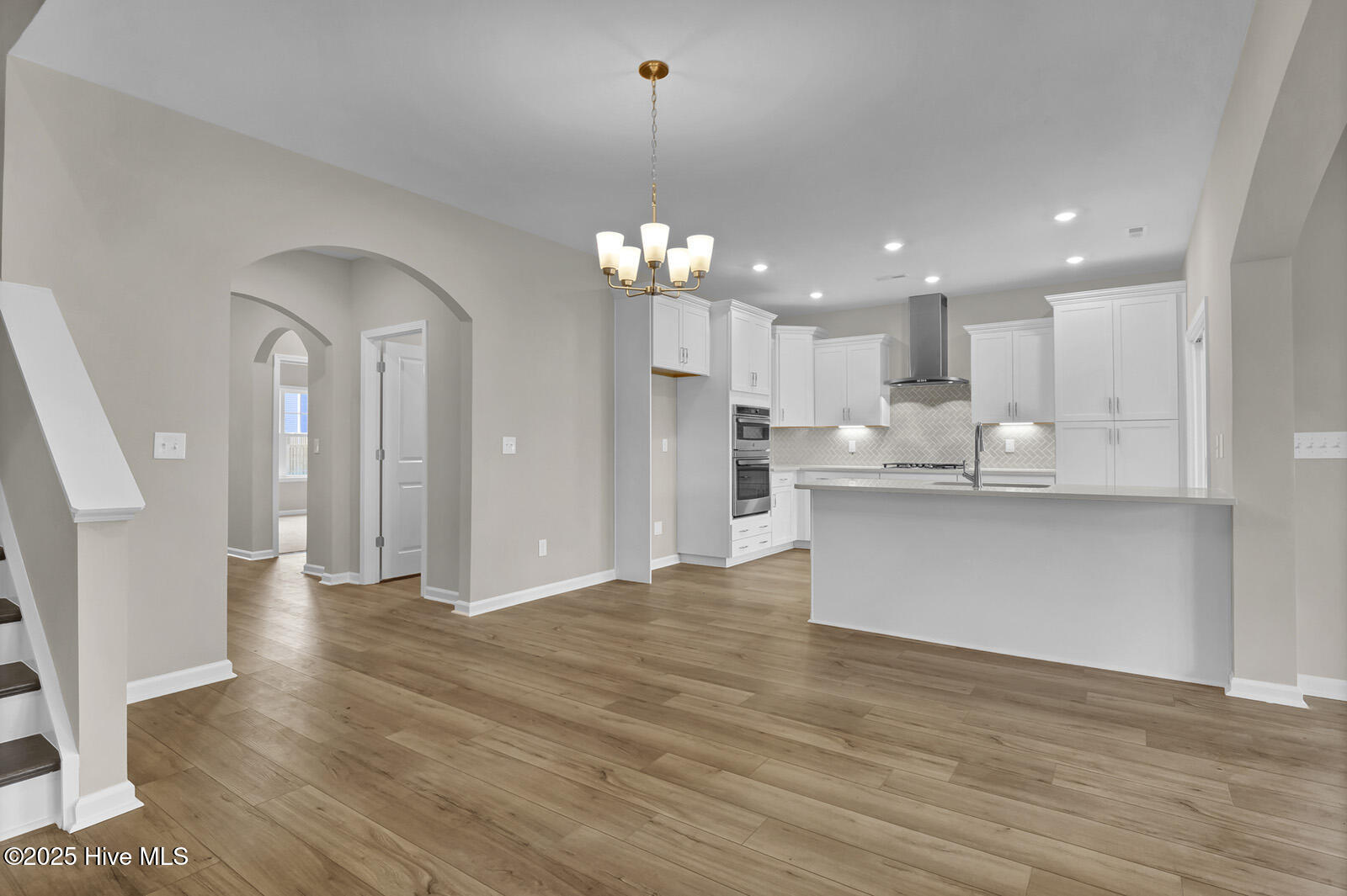 100515098 | Photo 16