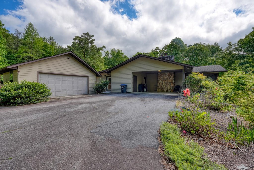 847 Deer Hill Road, Murphy, NC 28906 Listing Photo  8