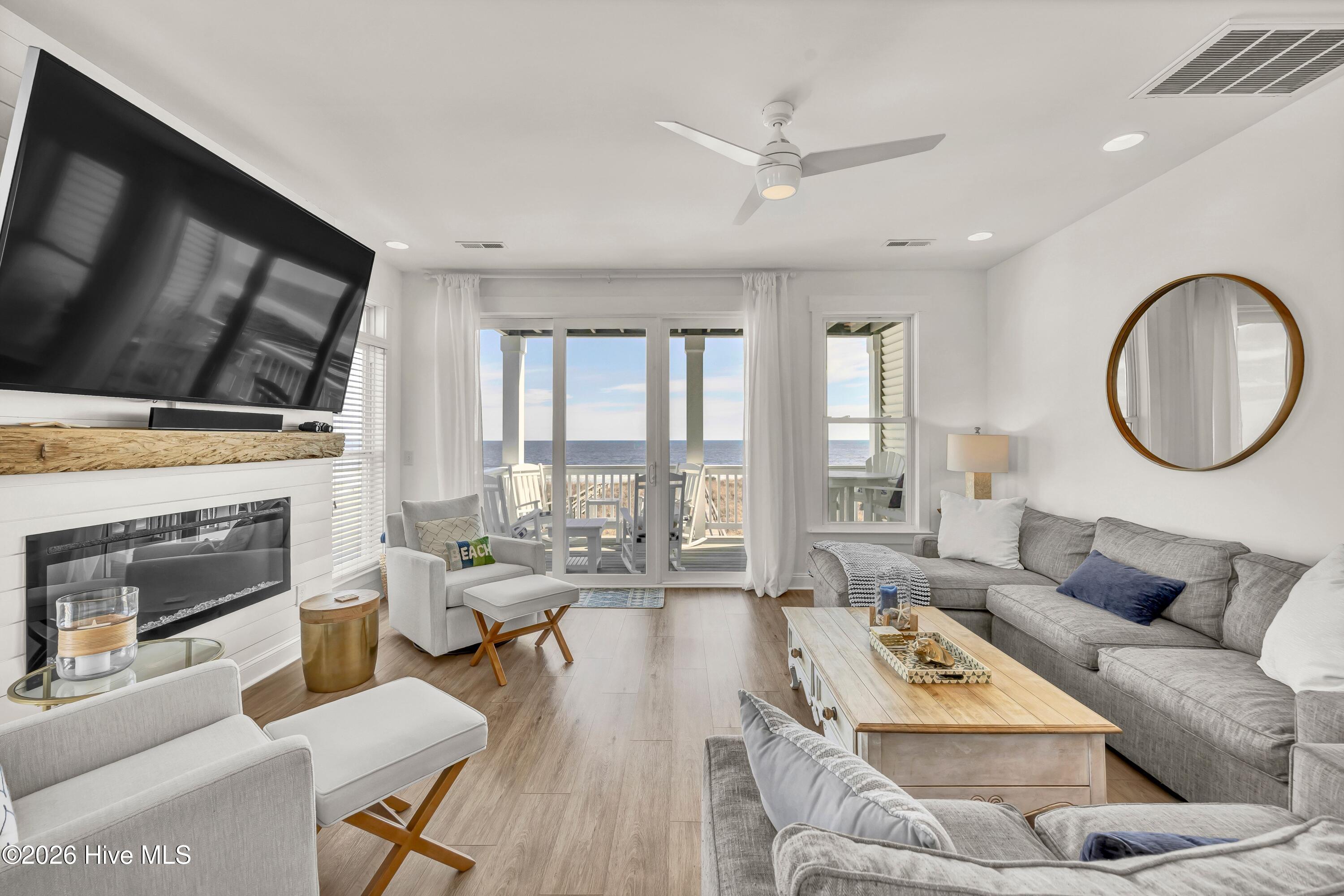 810 N Carolina Beach Avenue N UNIT 1, Carolina Beach, NC, 28428