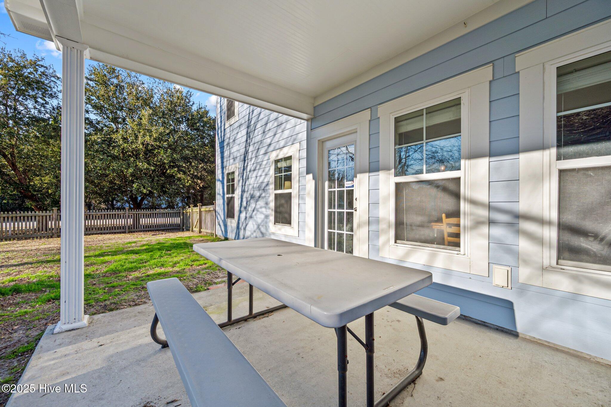 100488790 | Photo 39