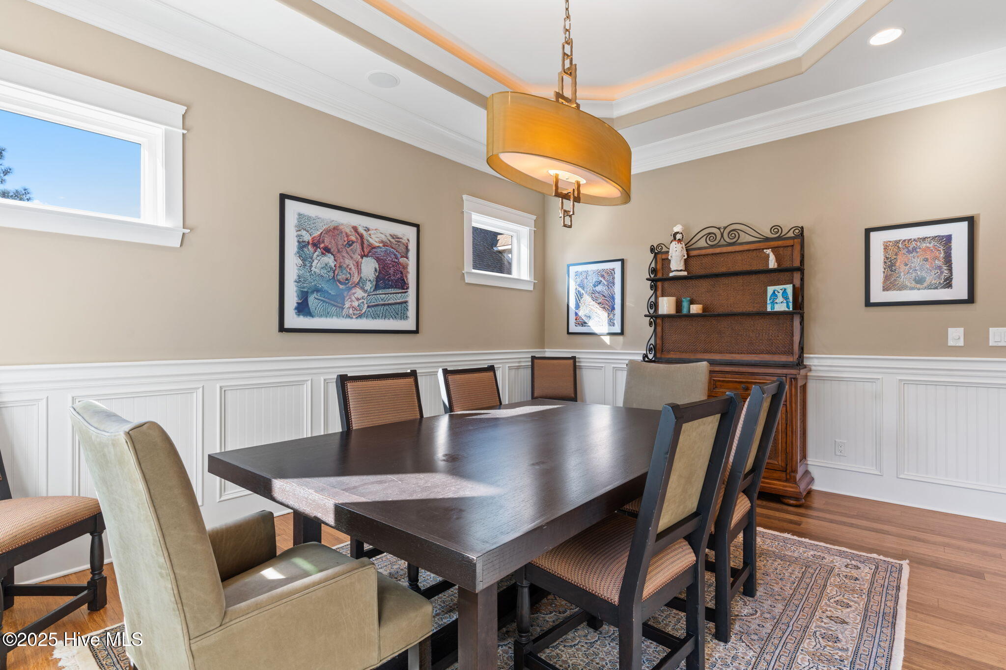 100540302 | Photo 32