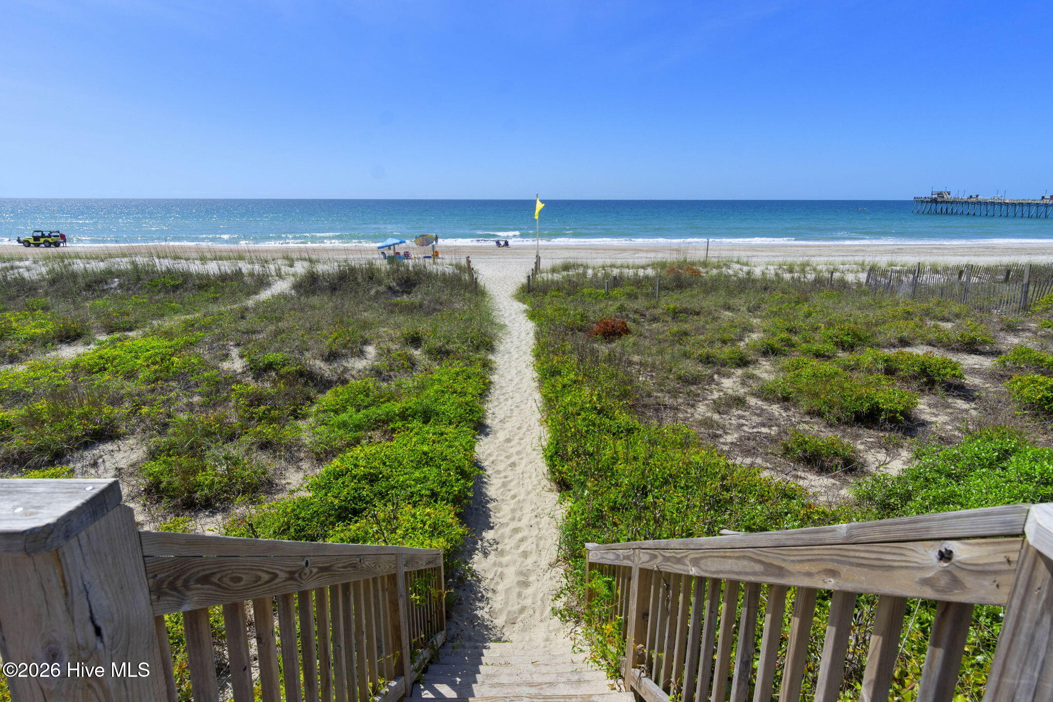 100565691 | Photo 73