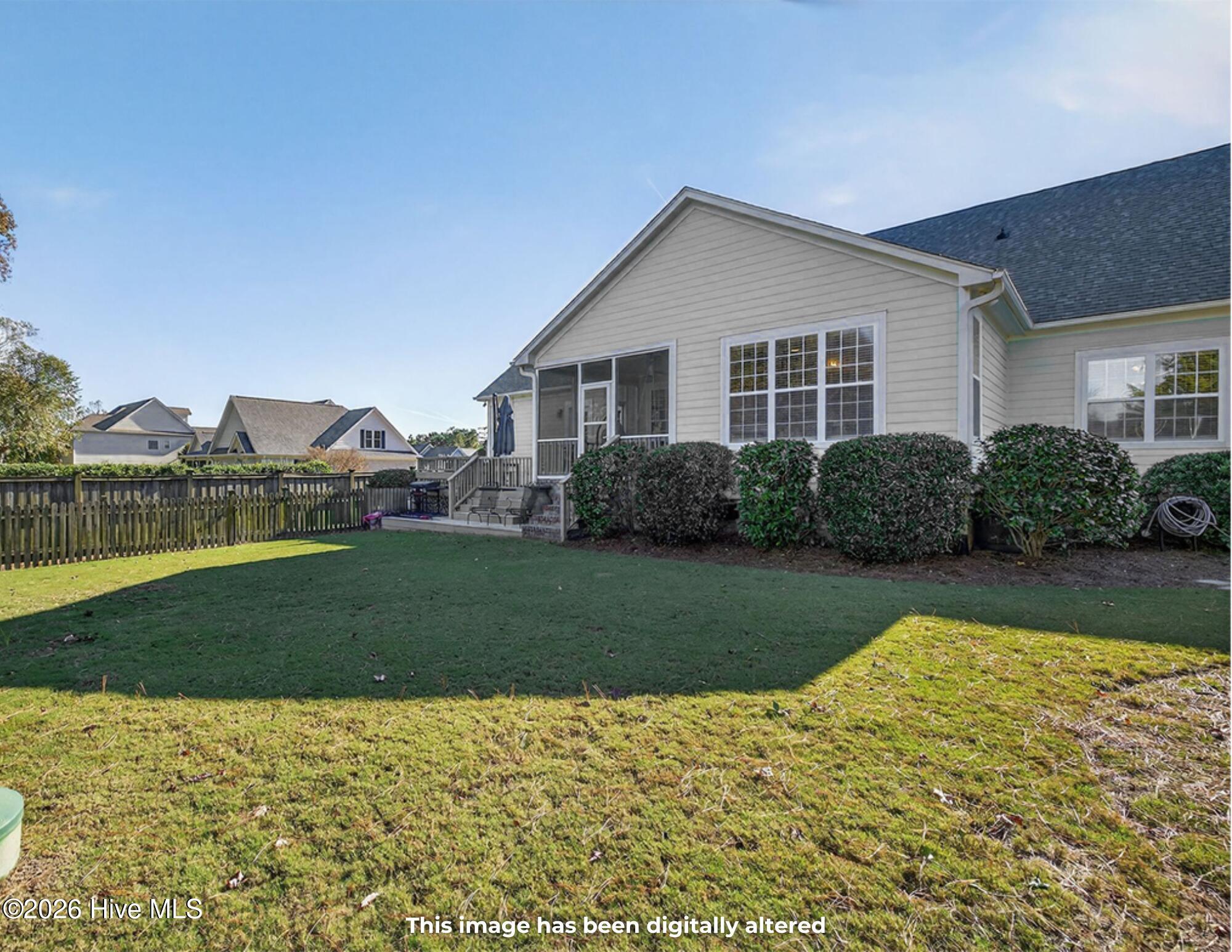 100540017 | Photo 19