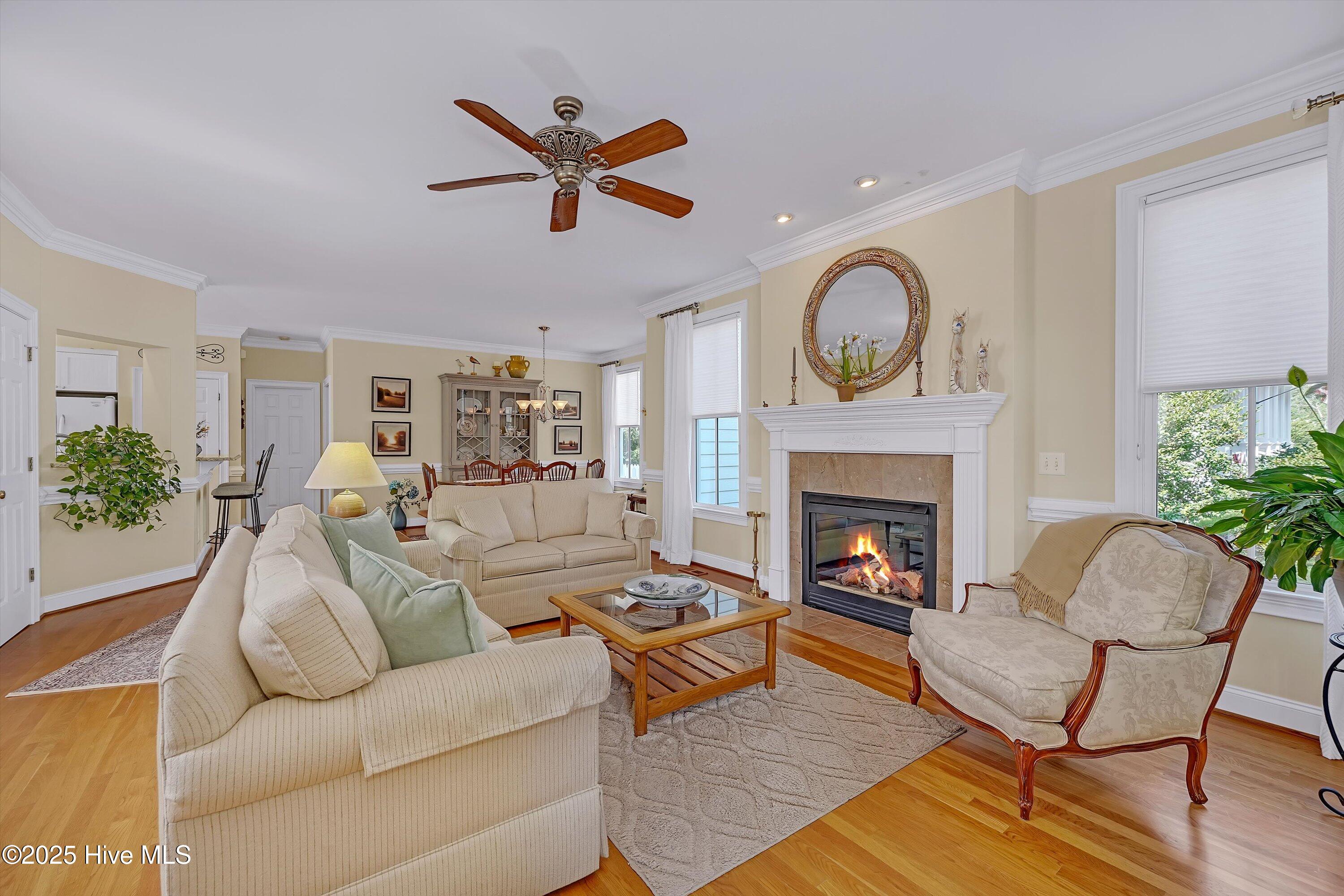 100521438 | Photo 15