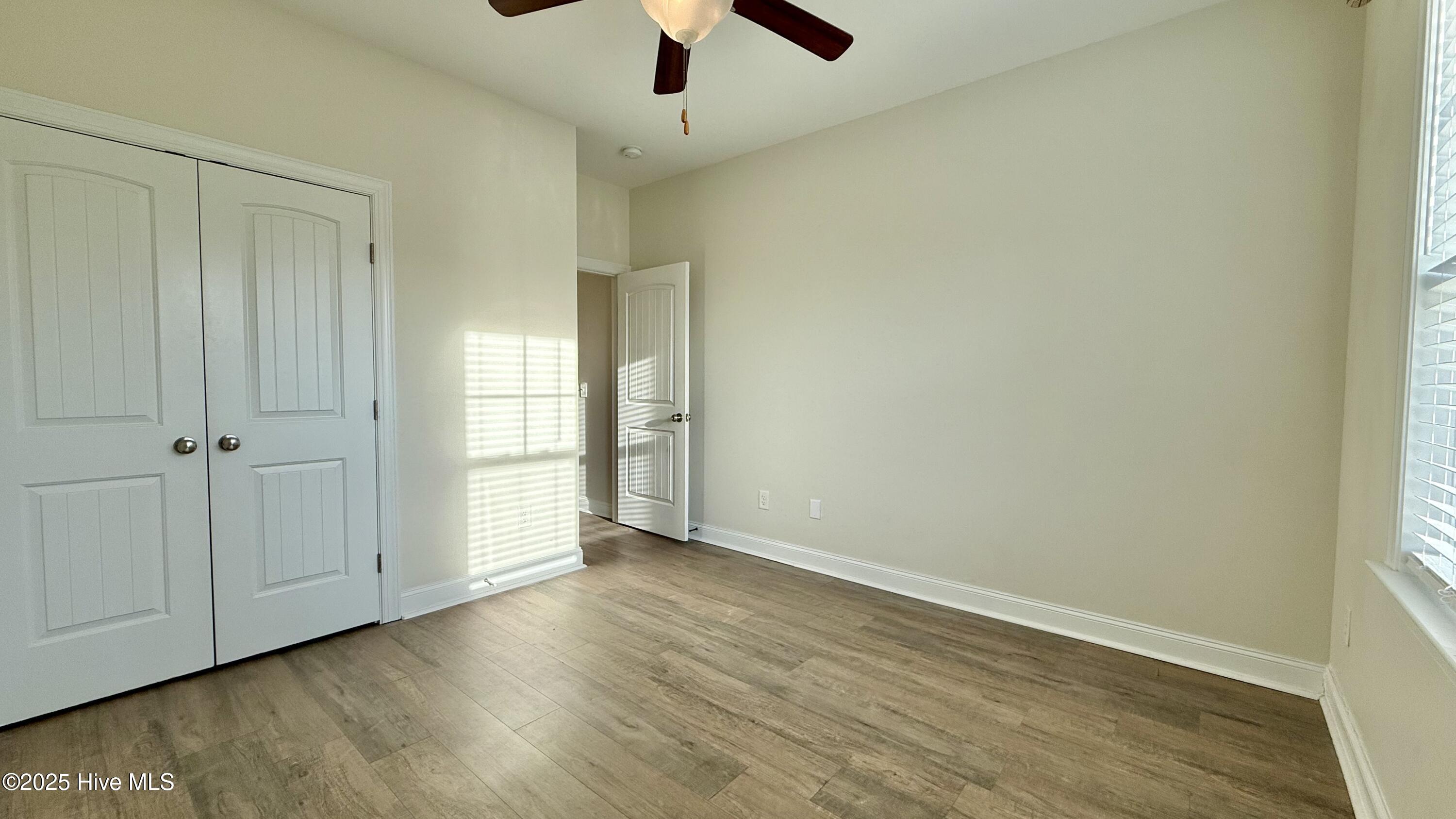 100538619 | Photo 16